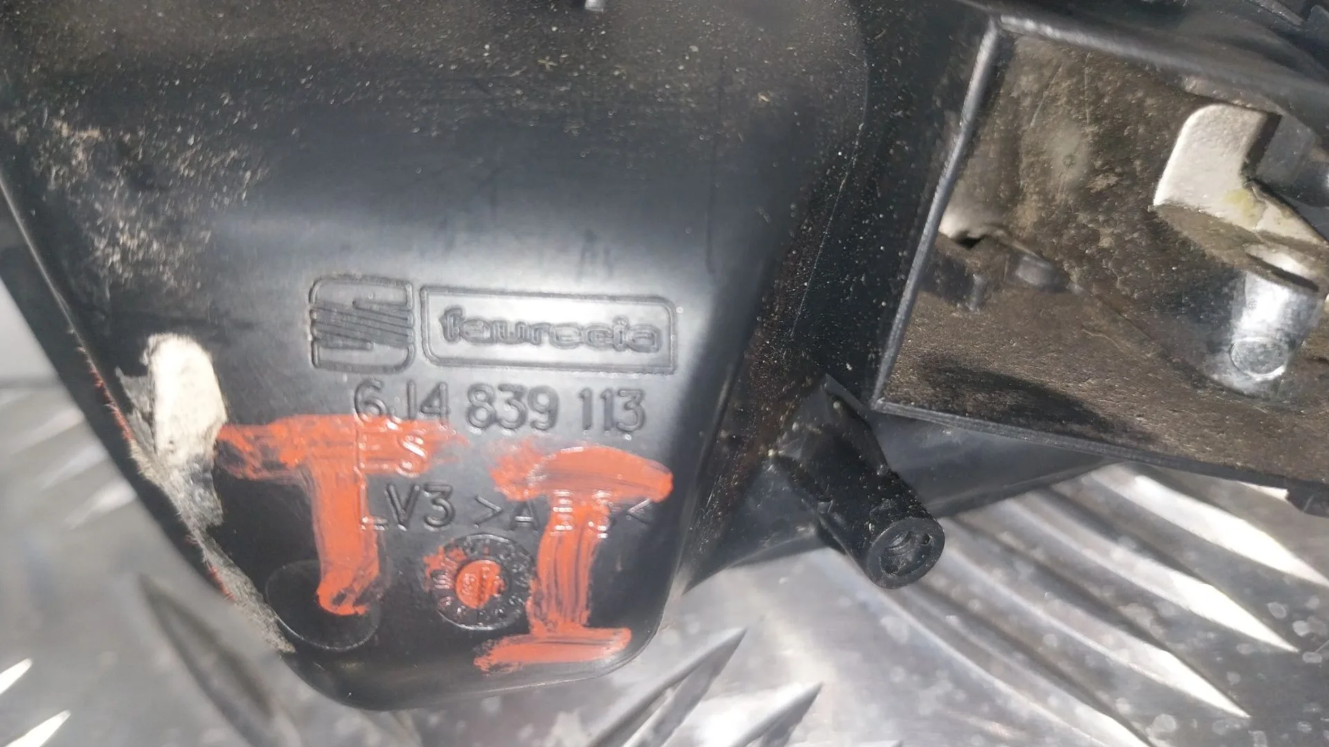 Maneta Interior Trasera Izquierda para Seat Ibiza (6J5)