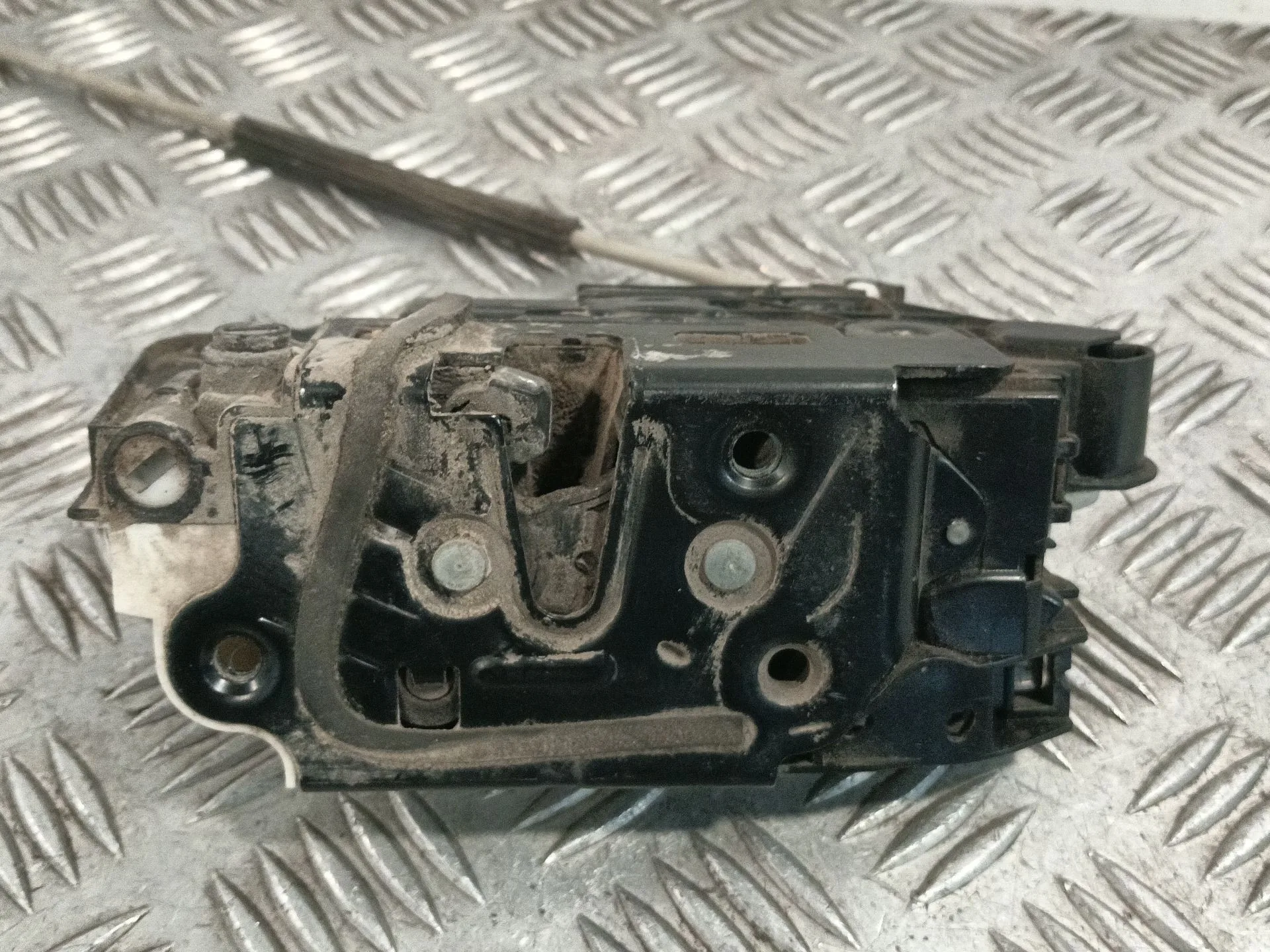 Cerradura Puerta Trasera Izquierda para Seat Ibiza (6J5)
