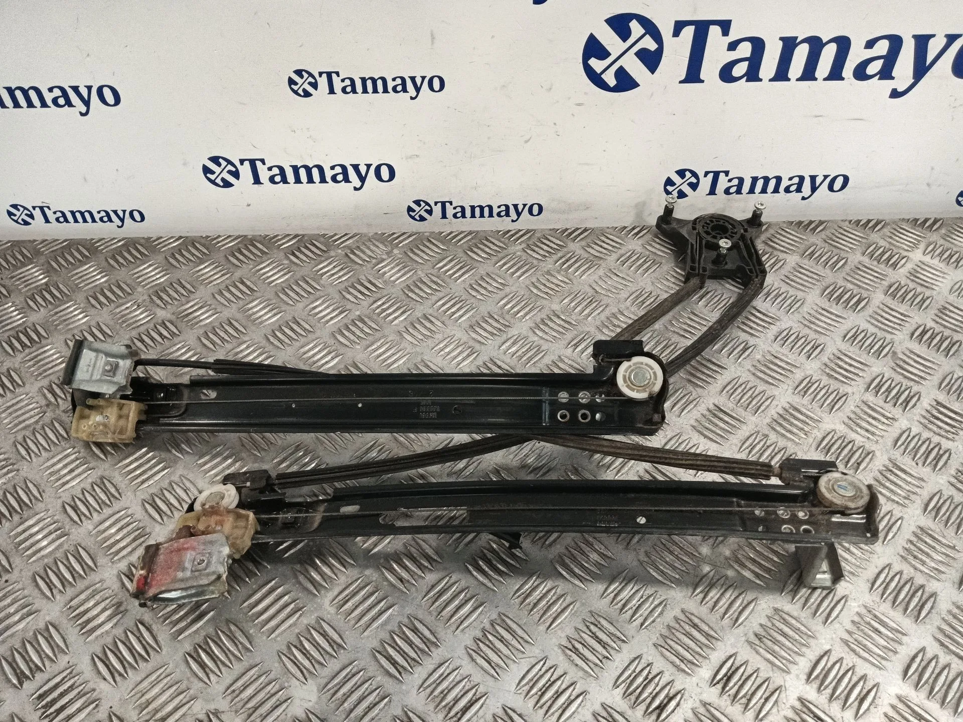 Elevalunas Delantero Derecho para Seat Ibiza (6J5)