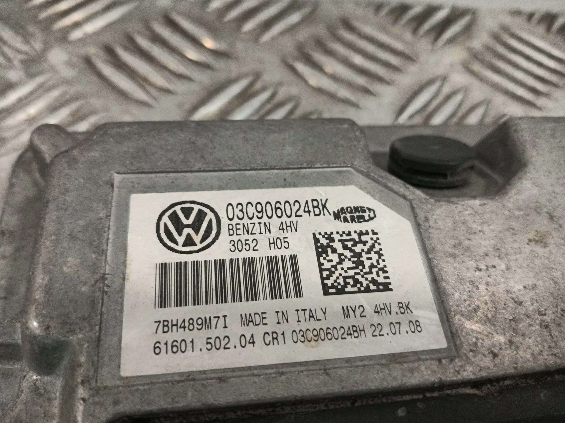 Centralita Motor Uce para Seat Ibiza (6J5)