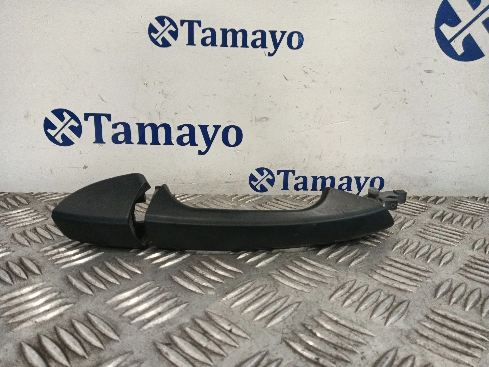 Maneta Exterior Delantera Derecha para Mercedes-Benz Clase A (W176)