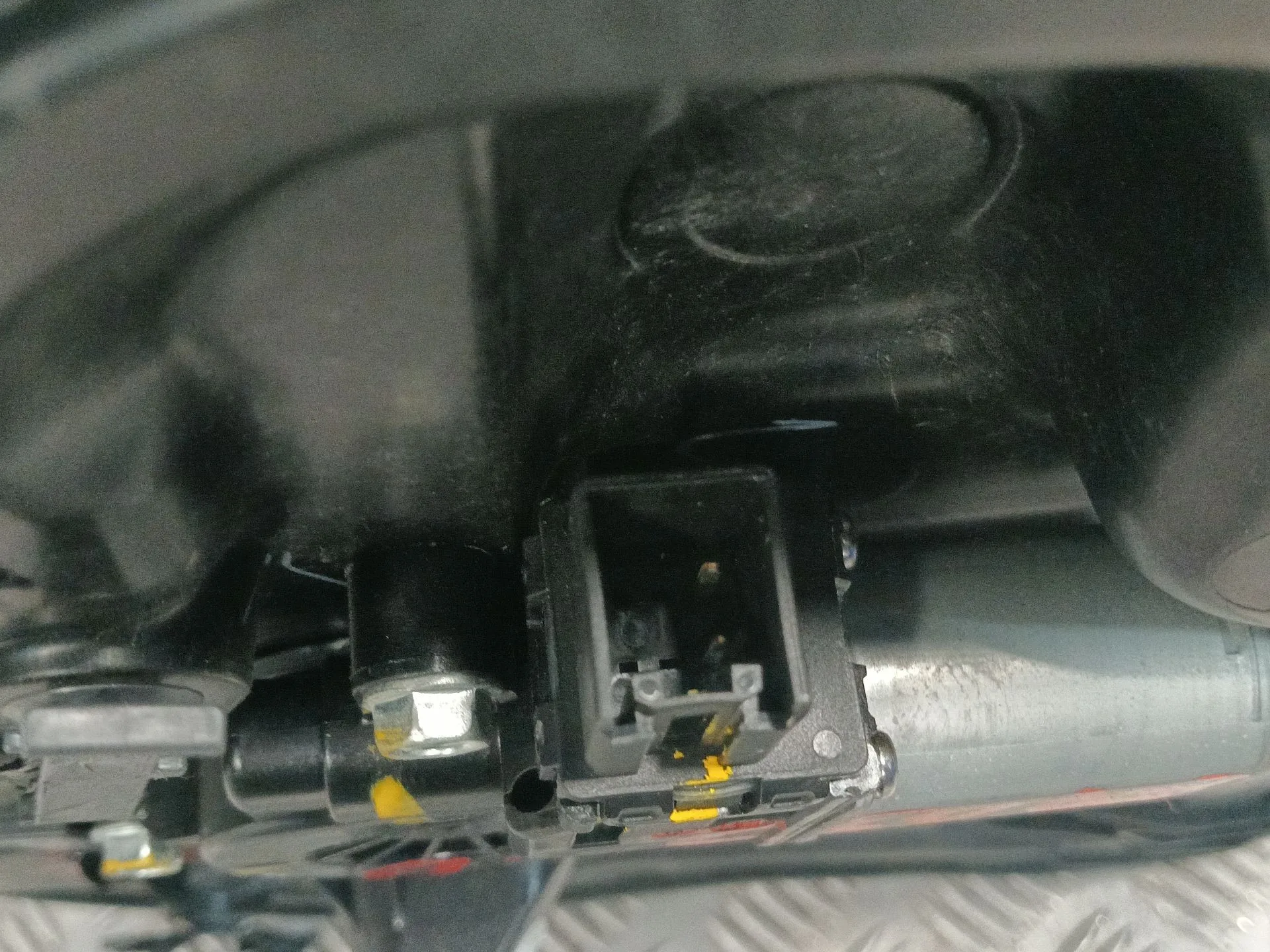 Elevalunas Trasero Derecho para Mazda 2 Lim. ()