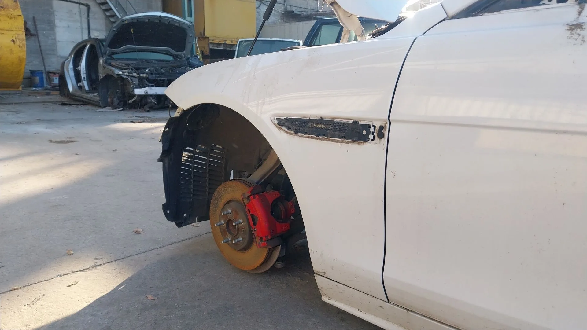 Aleta Delantera Izquierda para Jaguar Xe (X760)