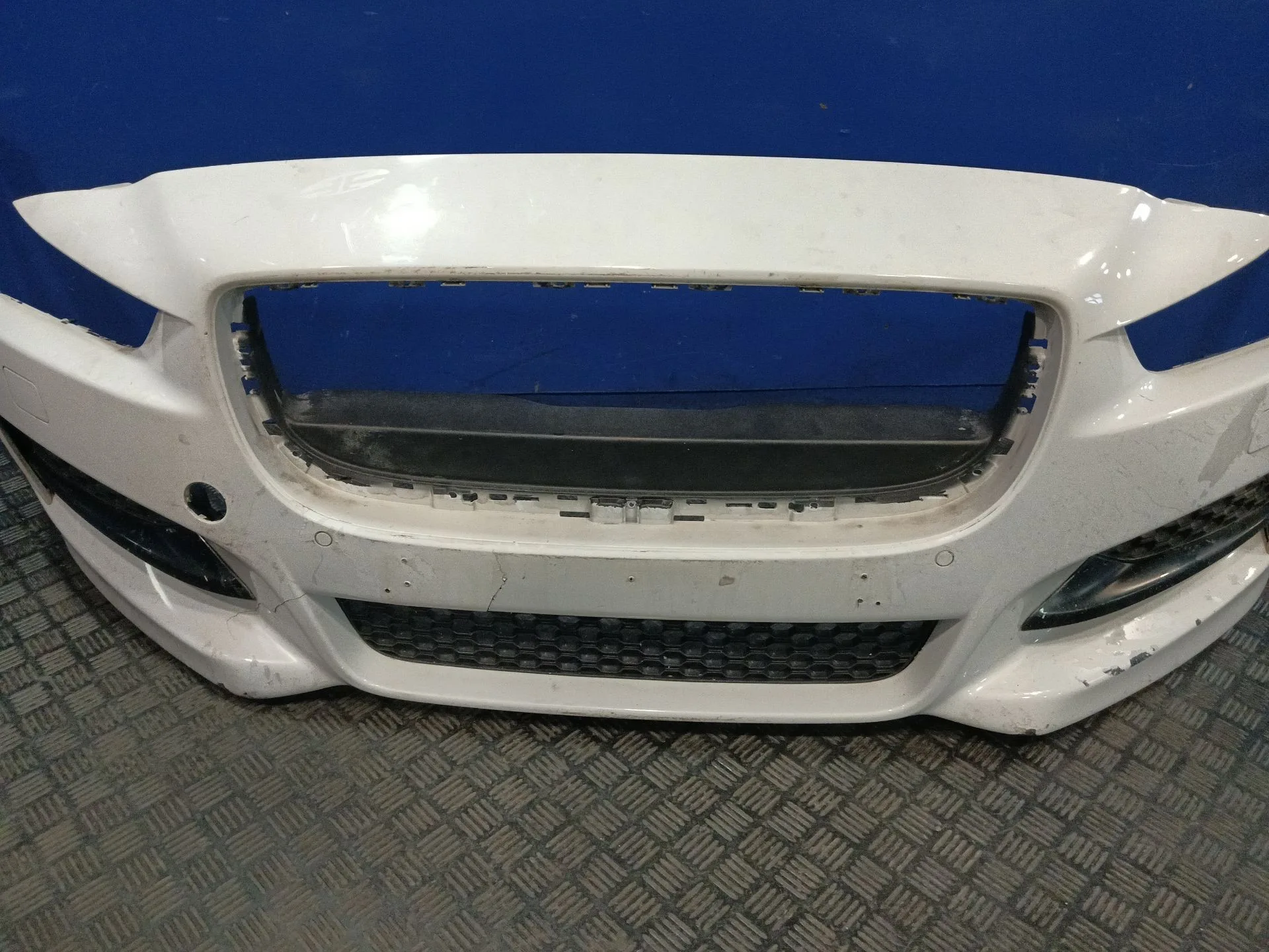 Paragolpes Delantero para Jaguar Xe (X760)