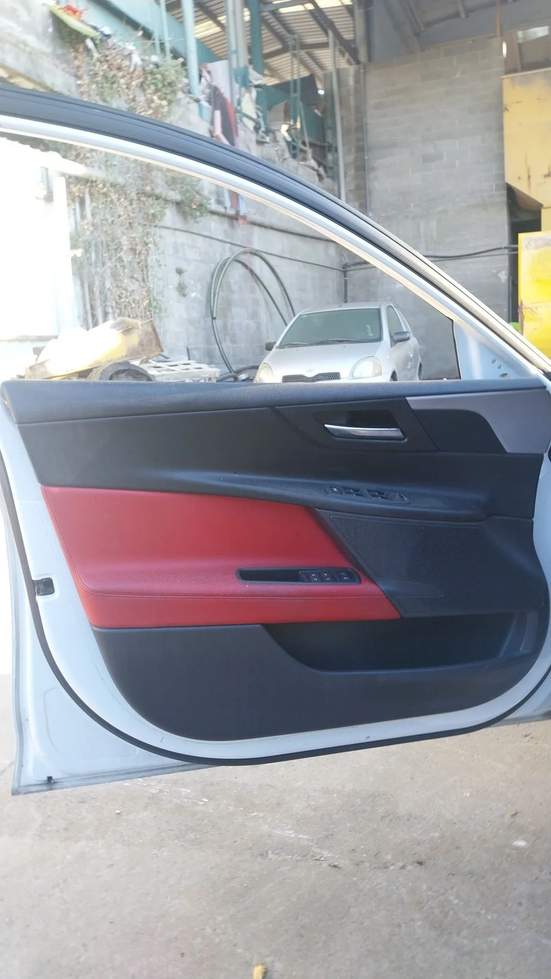 Elevalunas Delantero Izquierdo para Jaguar Xe (X760)