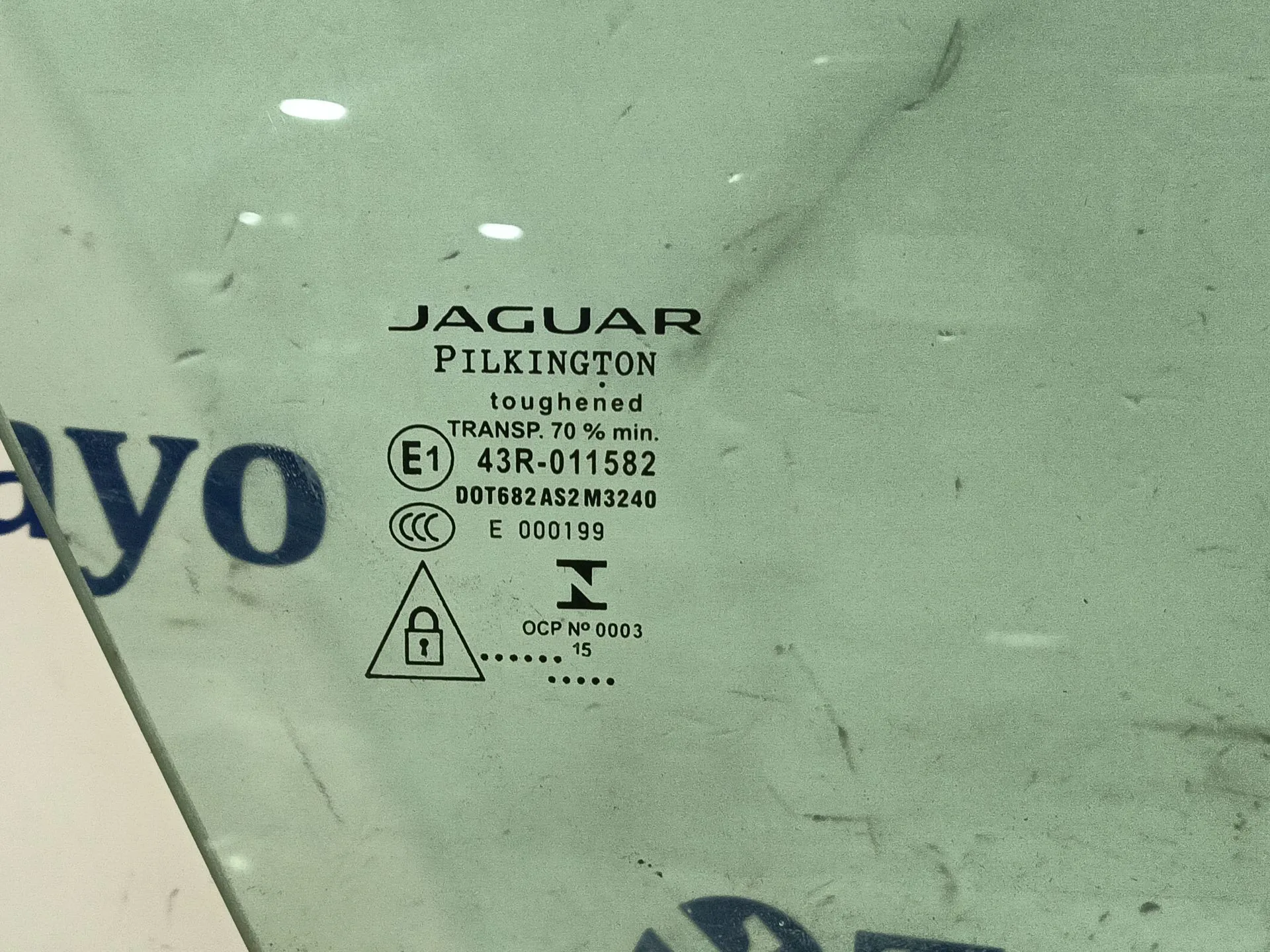 Luna Delantera Derecha para Jaguar Xe (X760)