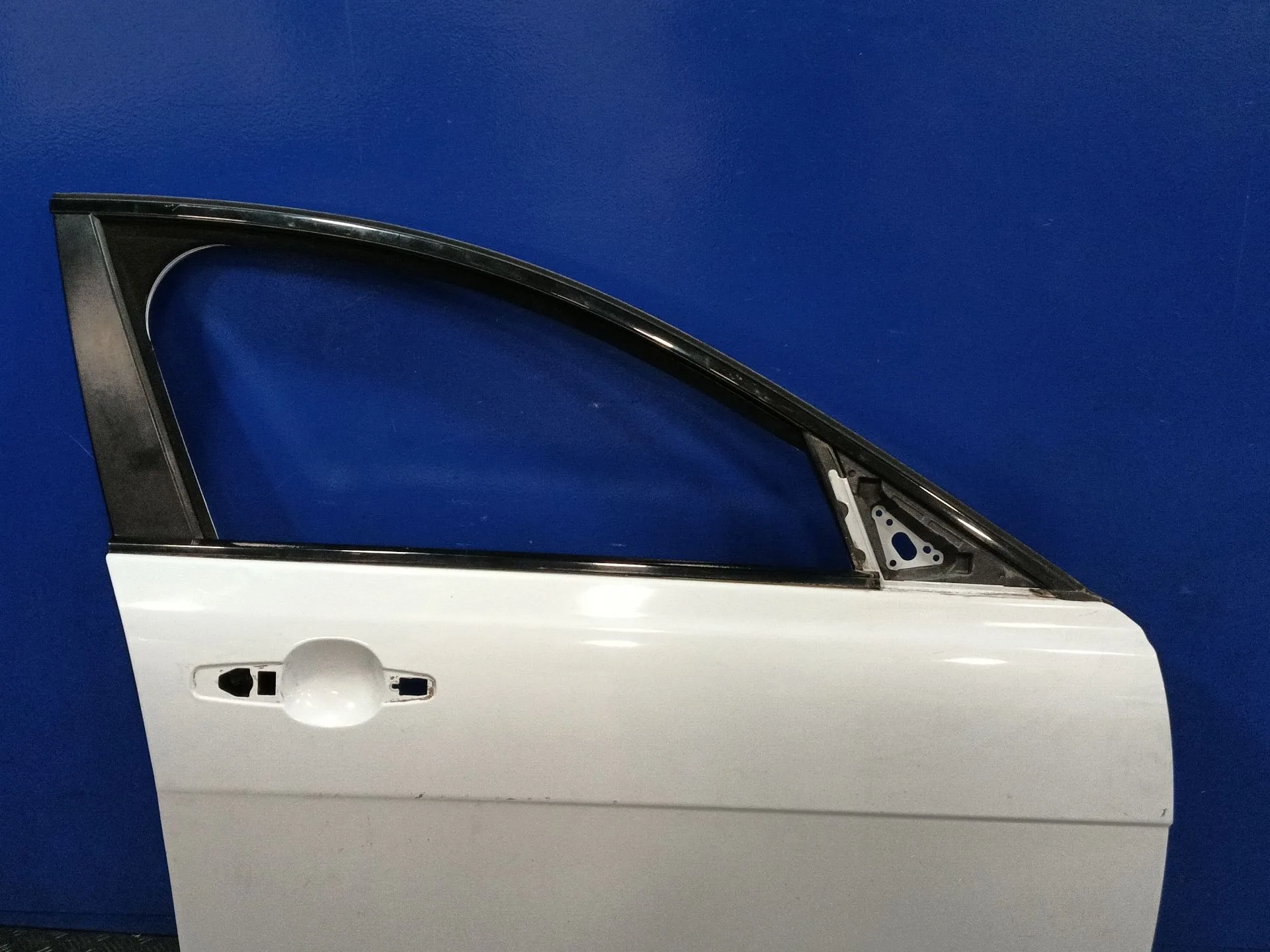 Puerta Delantera Derecha para Jaguar Xe (X760)