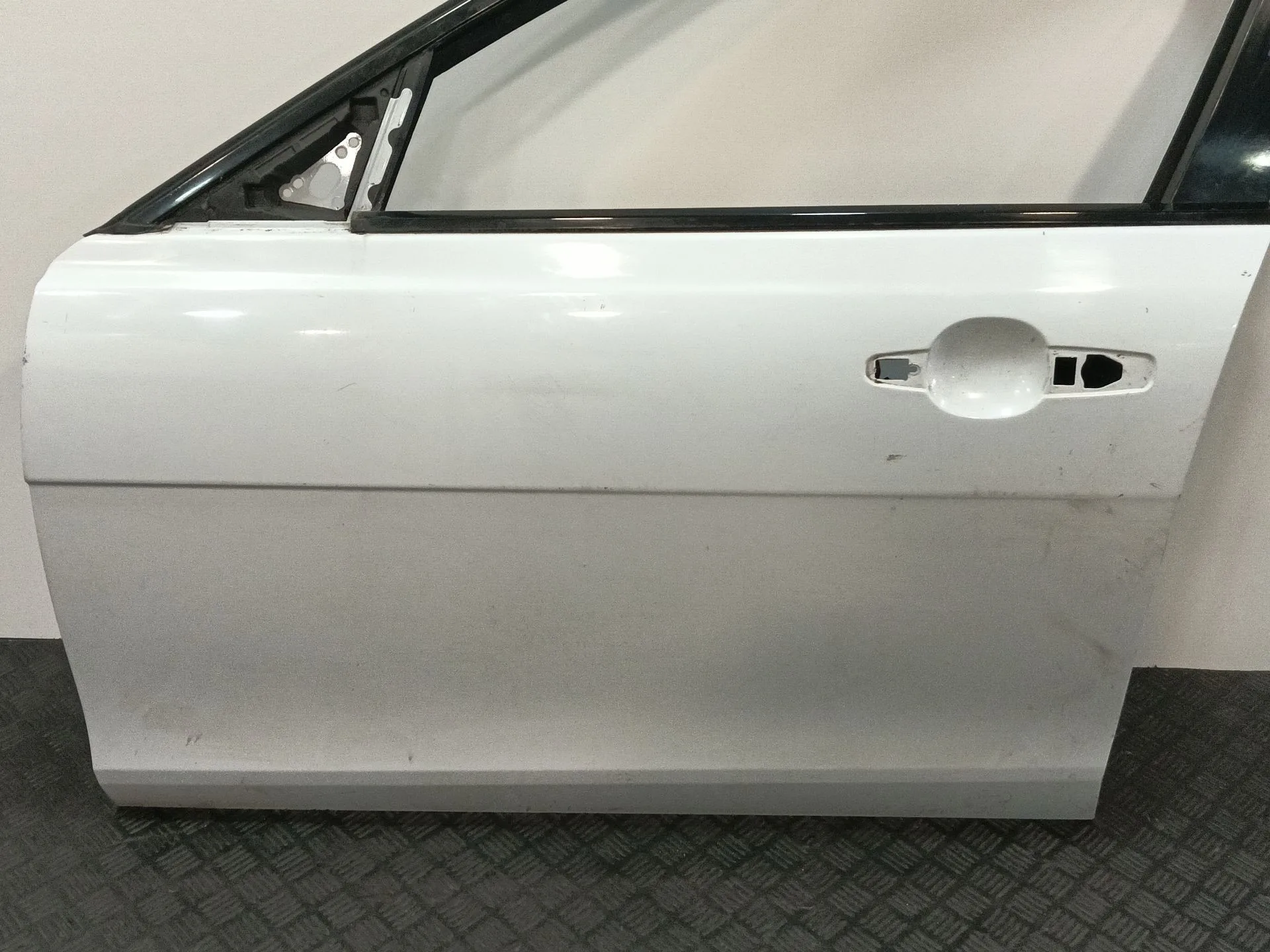 Puerta Delantera Izquierda para Jaguar Xe (X760)