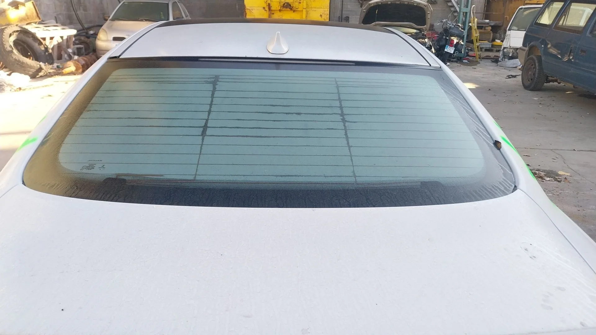 Luna Trasera para Jaguar Xe (X760)