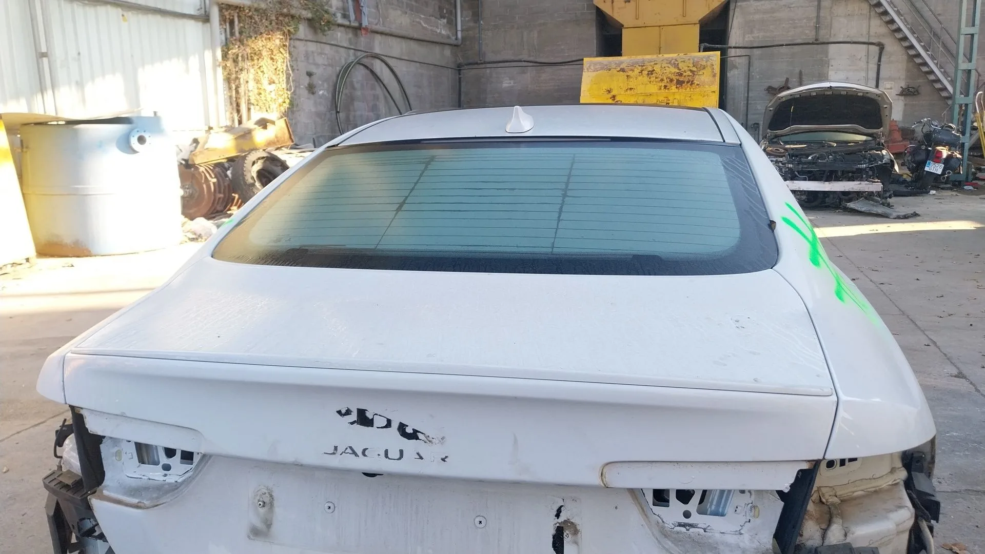 Luna Trasera para Jaguar Xe (X760)