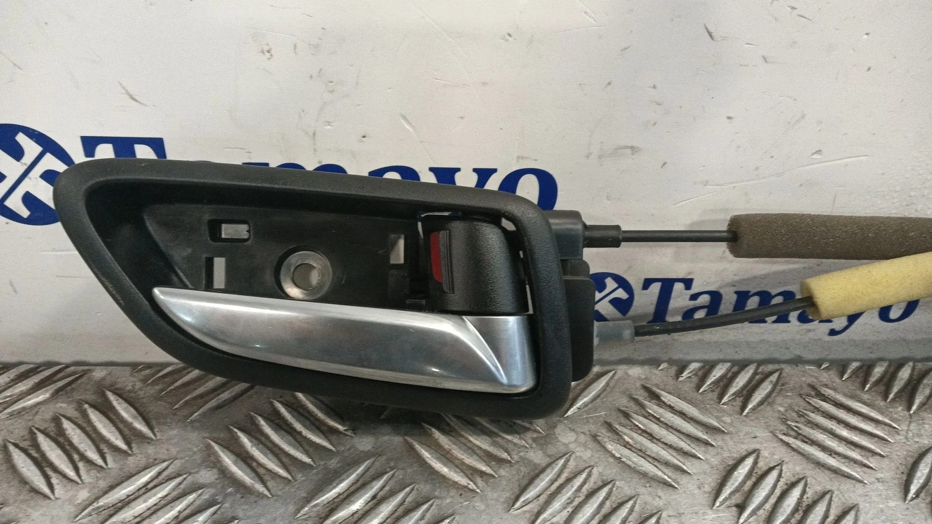 Cerradura Puerta Trasera Derecha para Mazda 2 Lim. ()