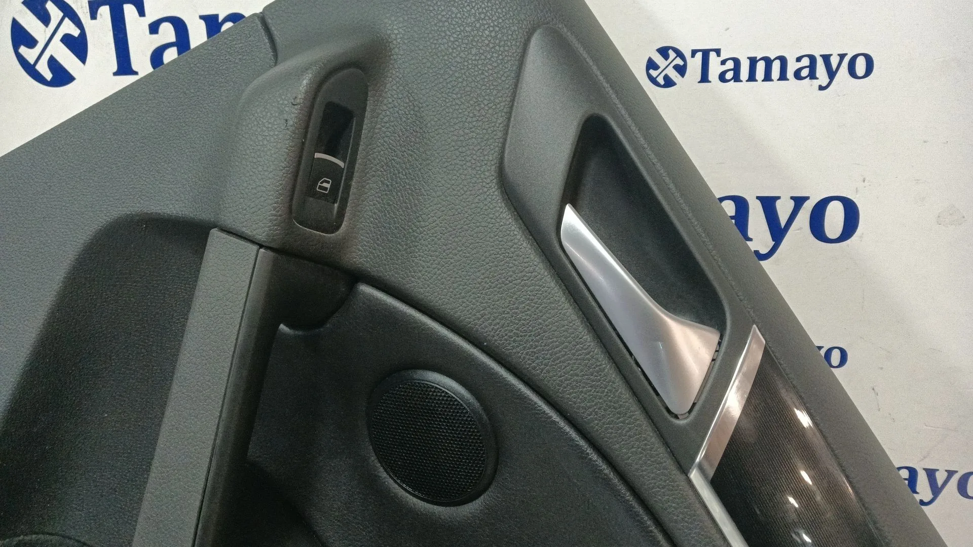 Guarnecido Puerta Trasera Derecha para Volkswagen Golf Vi (5K1)