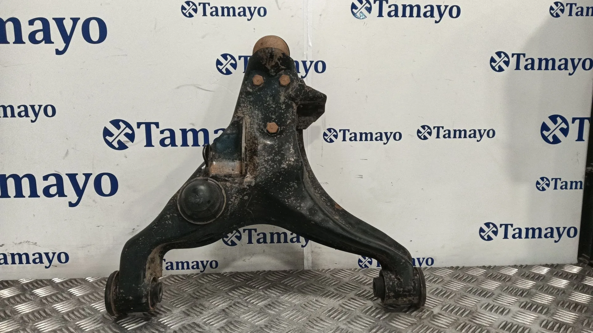 Brazo Suspension Inferior Delantero Izquierdo para Mitsubishi Montero (V60/V70)