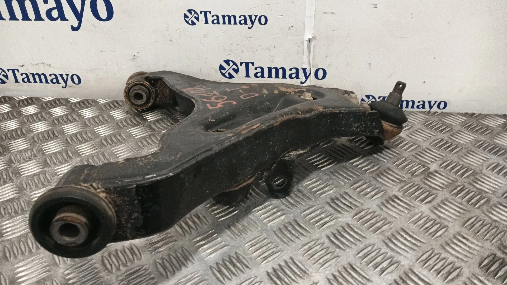 Brazo Suspension Inferior Delantero Izquierdo para Mitsubishi Montero (V60/V70)