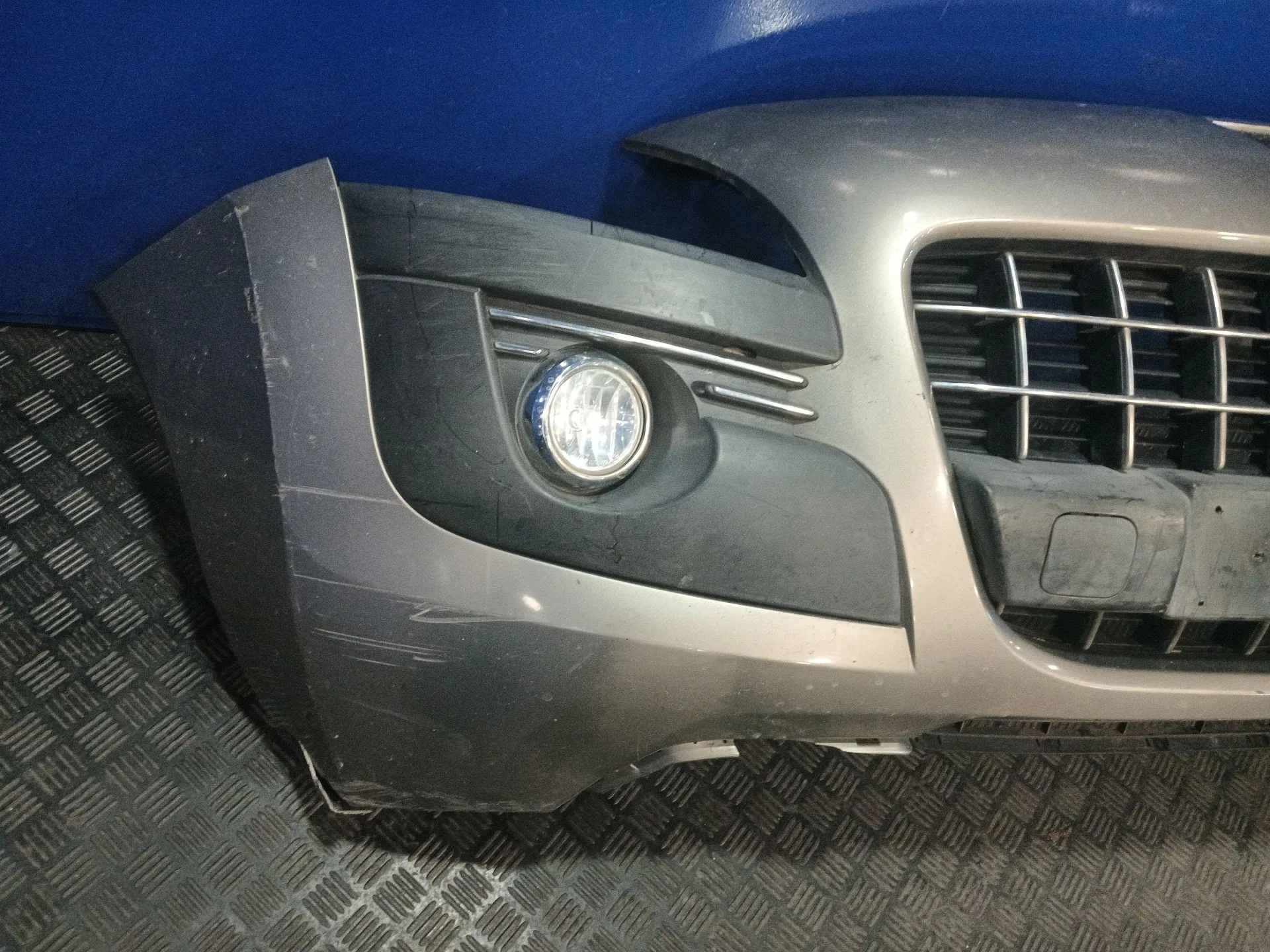 Paragolpes Delantero para Peugeot 3008 I Monospace (0U_)