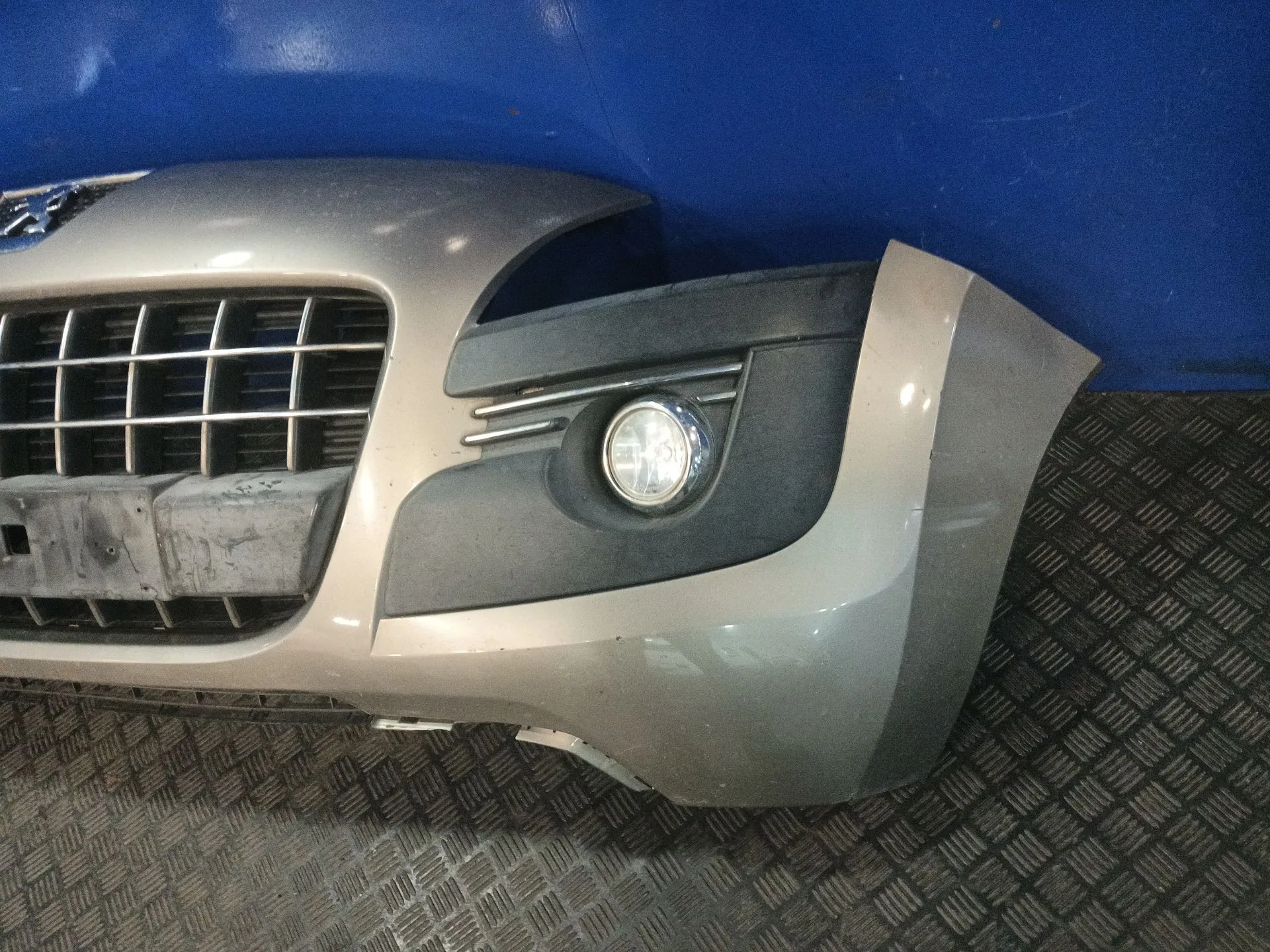 Paragolpes Delantero para Peugeot 3008 I Monospace (0U_)