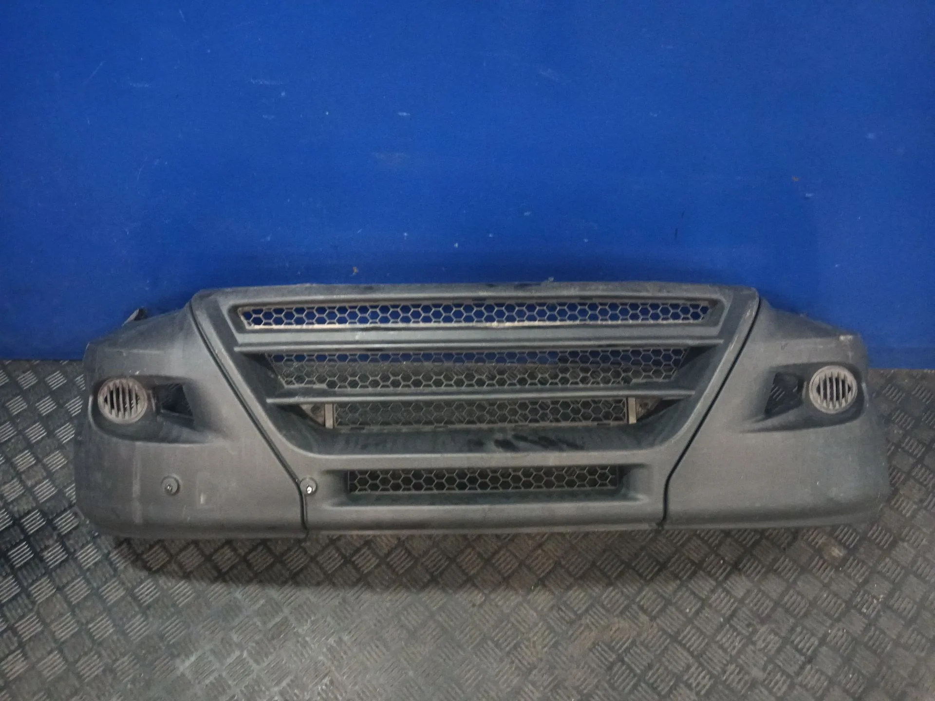 Paragolpes Delantero para Piaggio Porter Caja/Chasis