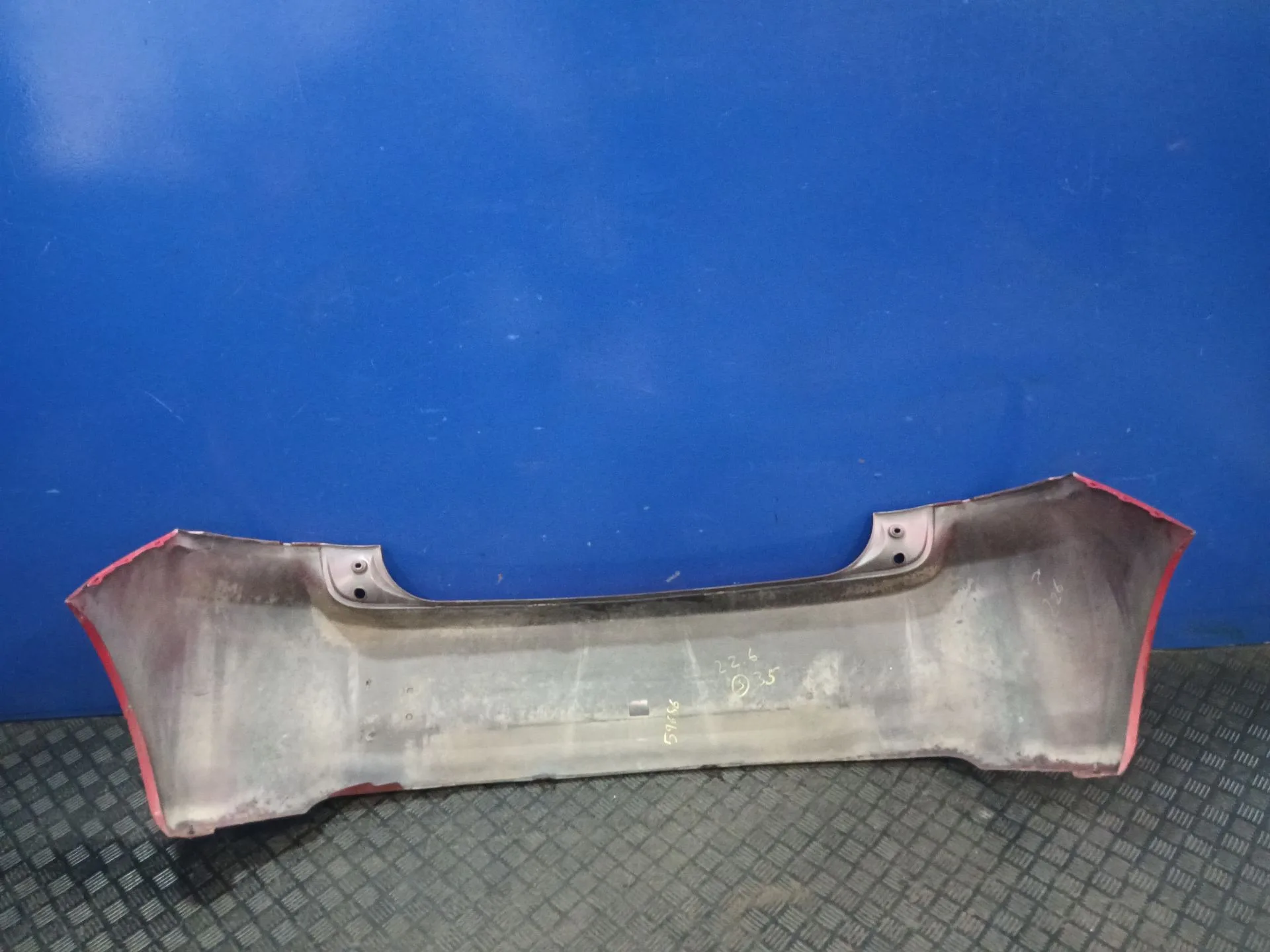 Paragolpes Trasero para Toyota Auris (_E15_)