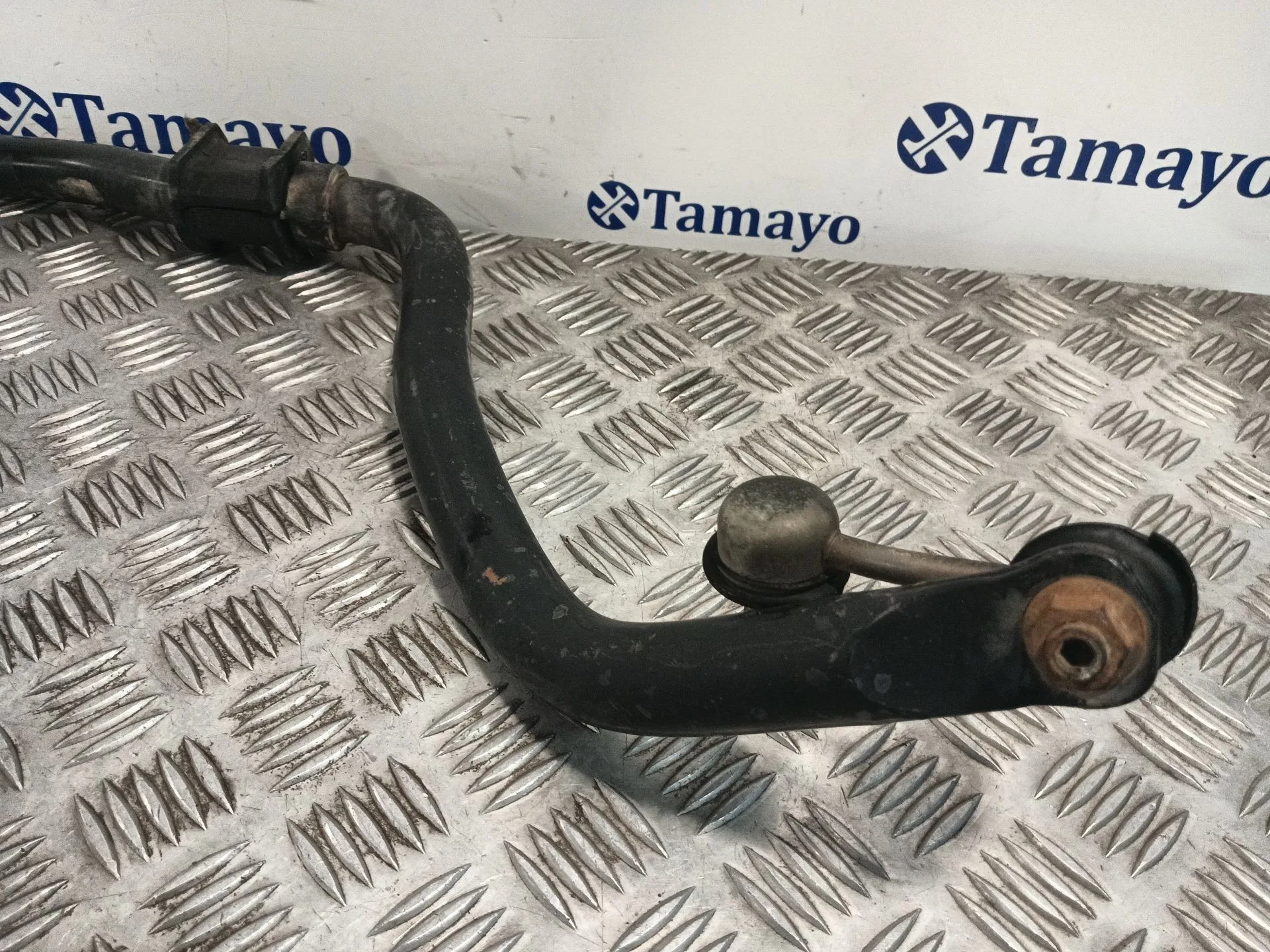 Barra Estabilizadora Delantera para Mitsubishi Montero (V60/V70)