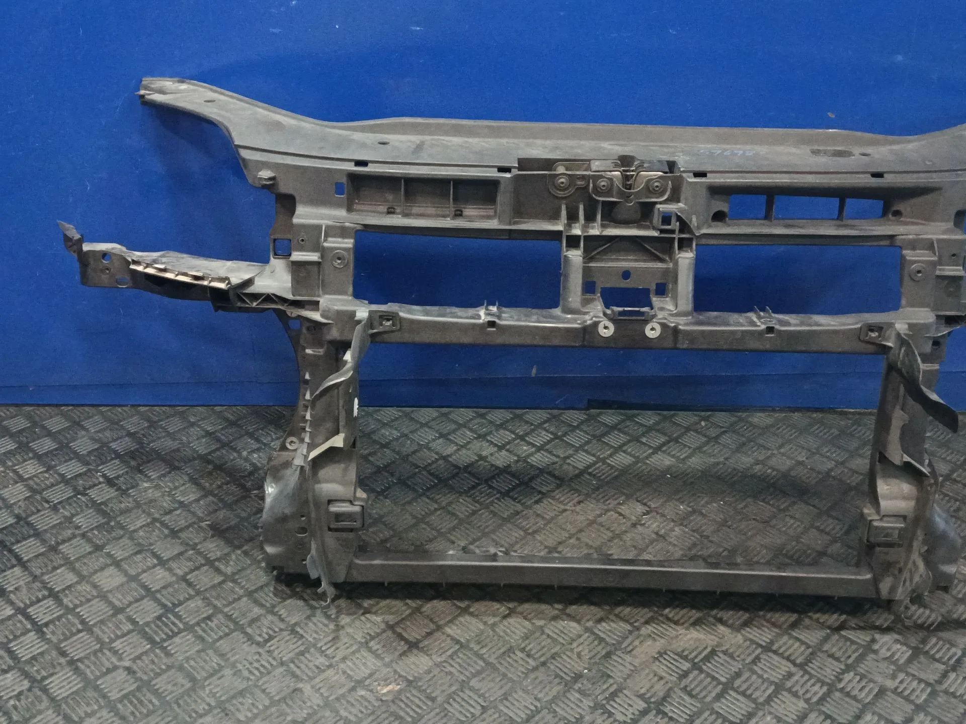 Panel Frontal para Volkswagen Golf Plus V (5M1, 521)
