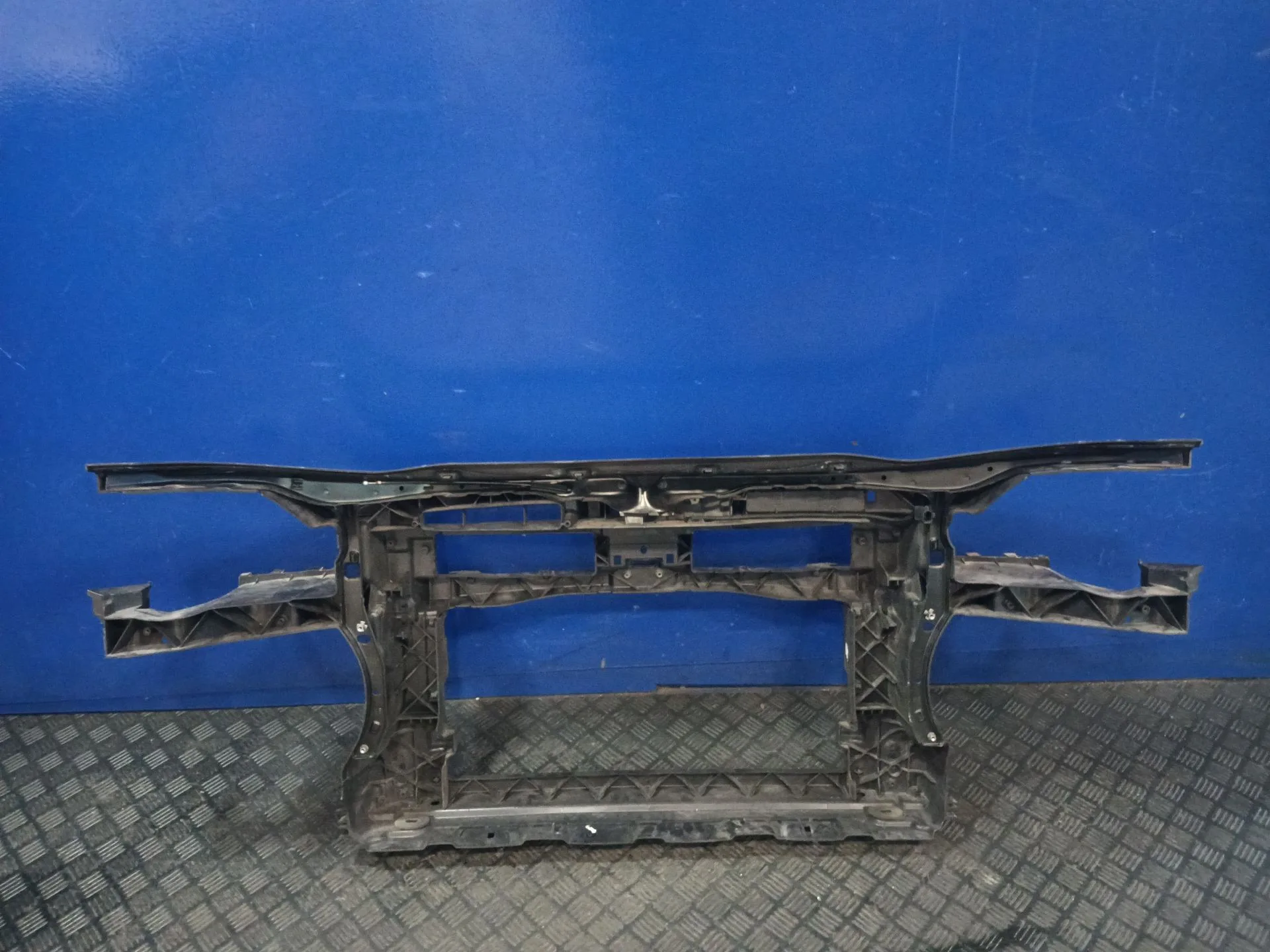 Panel Frontal para Volkswagen Golf Plus V (5M1, 521)