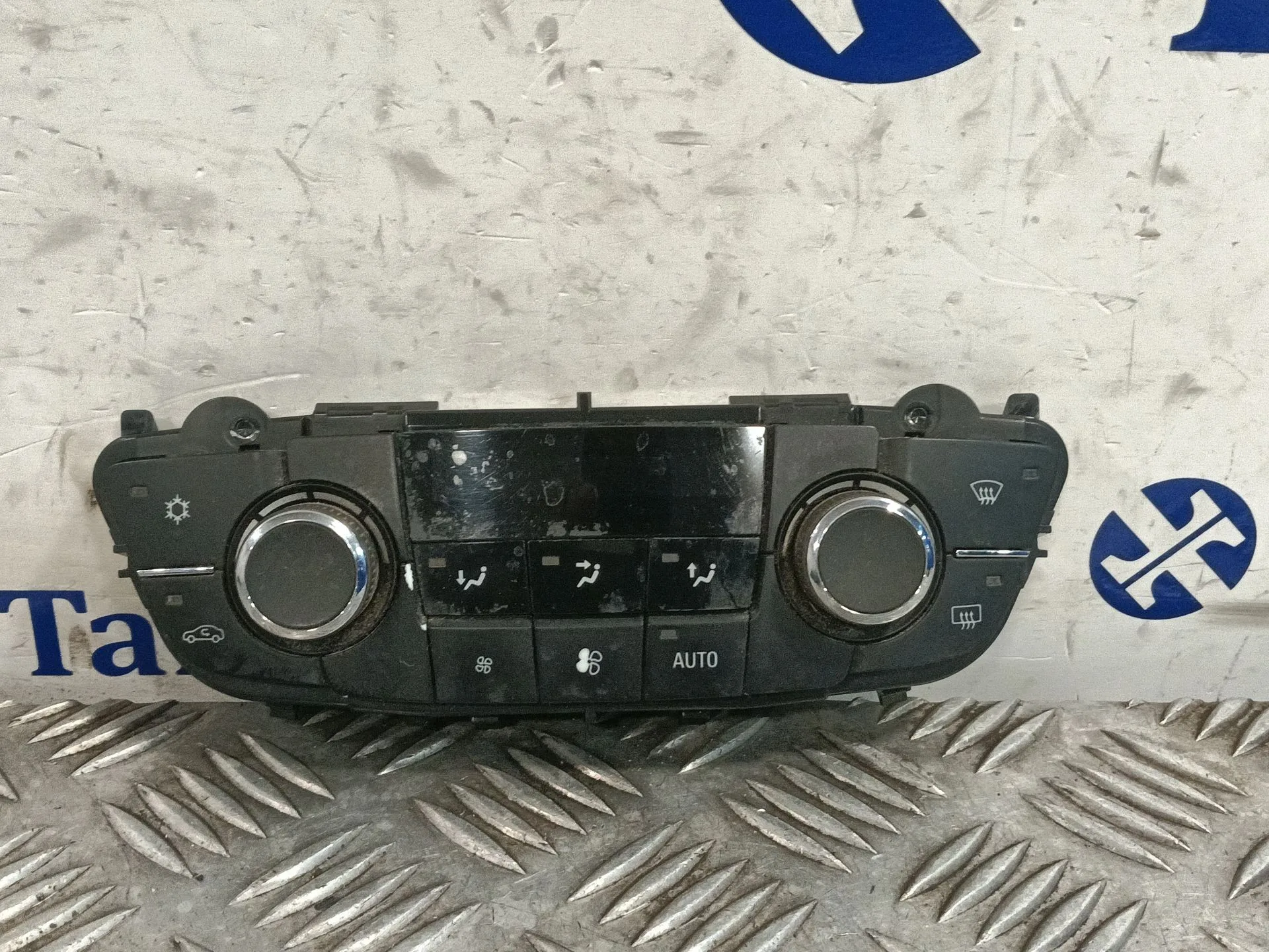 Mando Climatizador para Opel Insignia Berlina