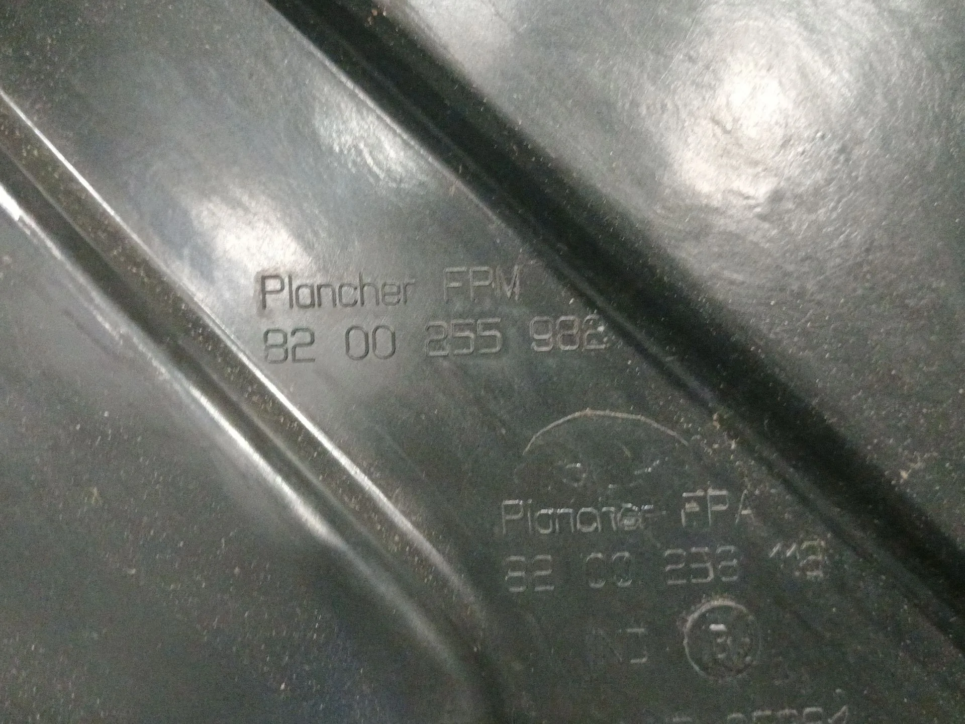 Soporte Rueda Repuesto para Renault Scenic Ii (Jm0/1_)