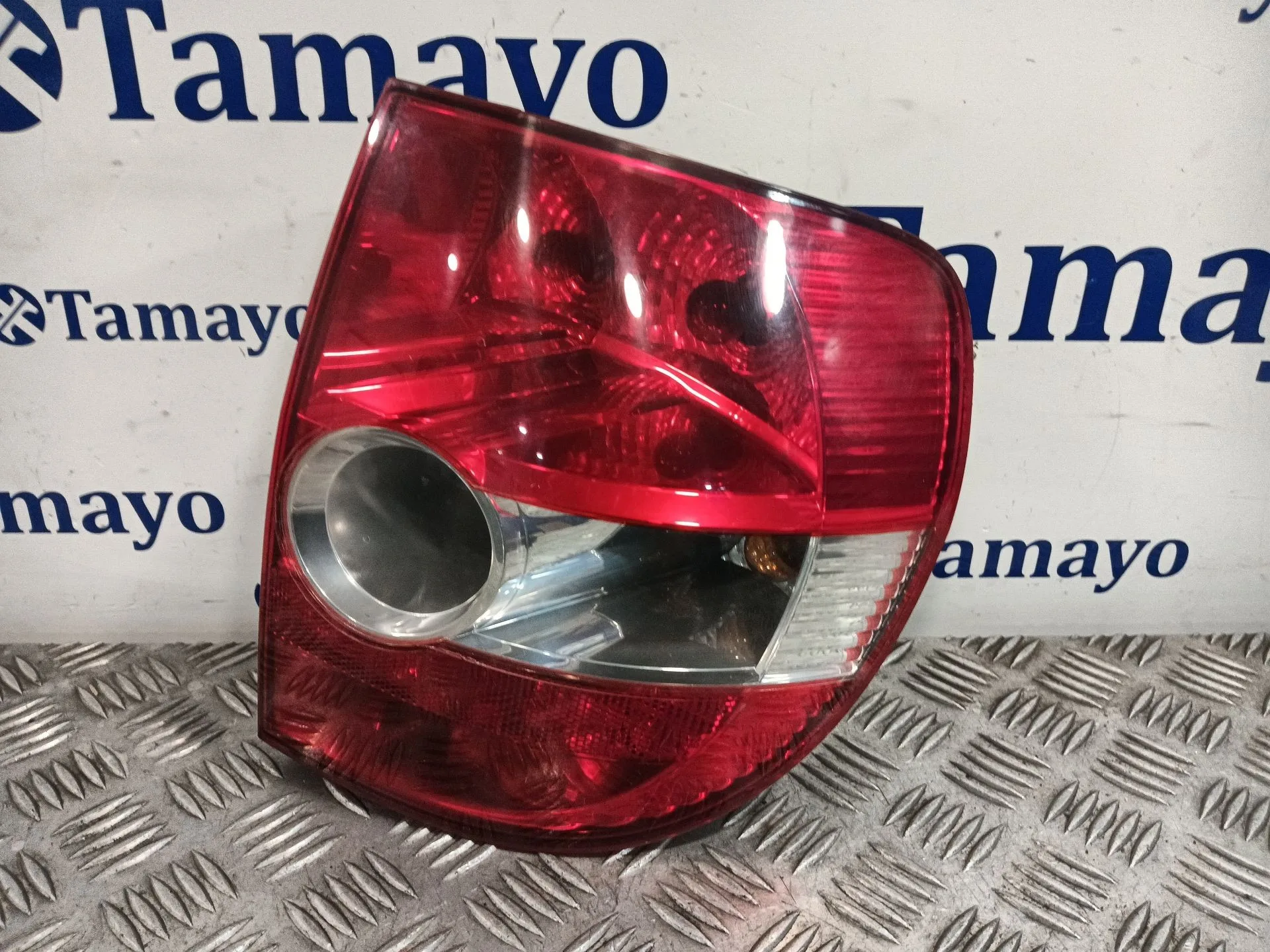 Piloto Trasero Derecho para Volkswagen Fox Hatchback (5Z1, 5Z3, 5Z4, 5Z5)