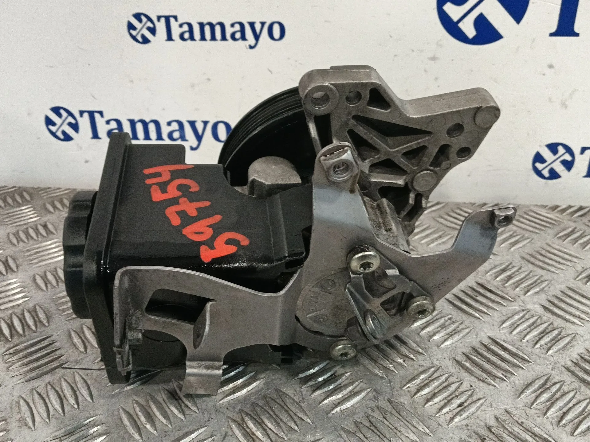 Bomba Direccion para Bmw X3 (E83)
