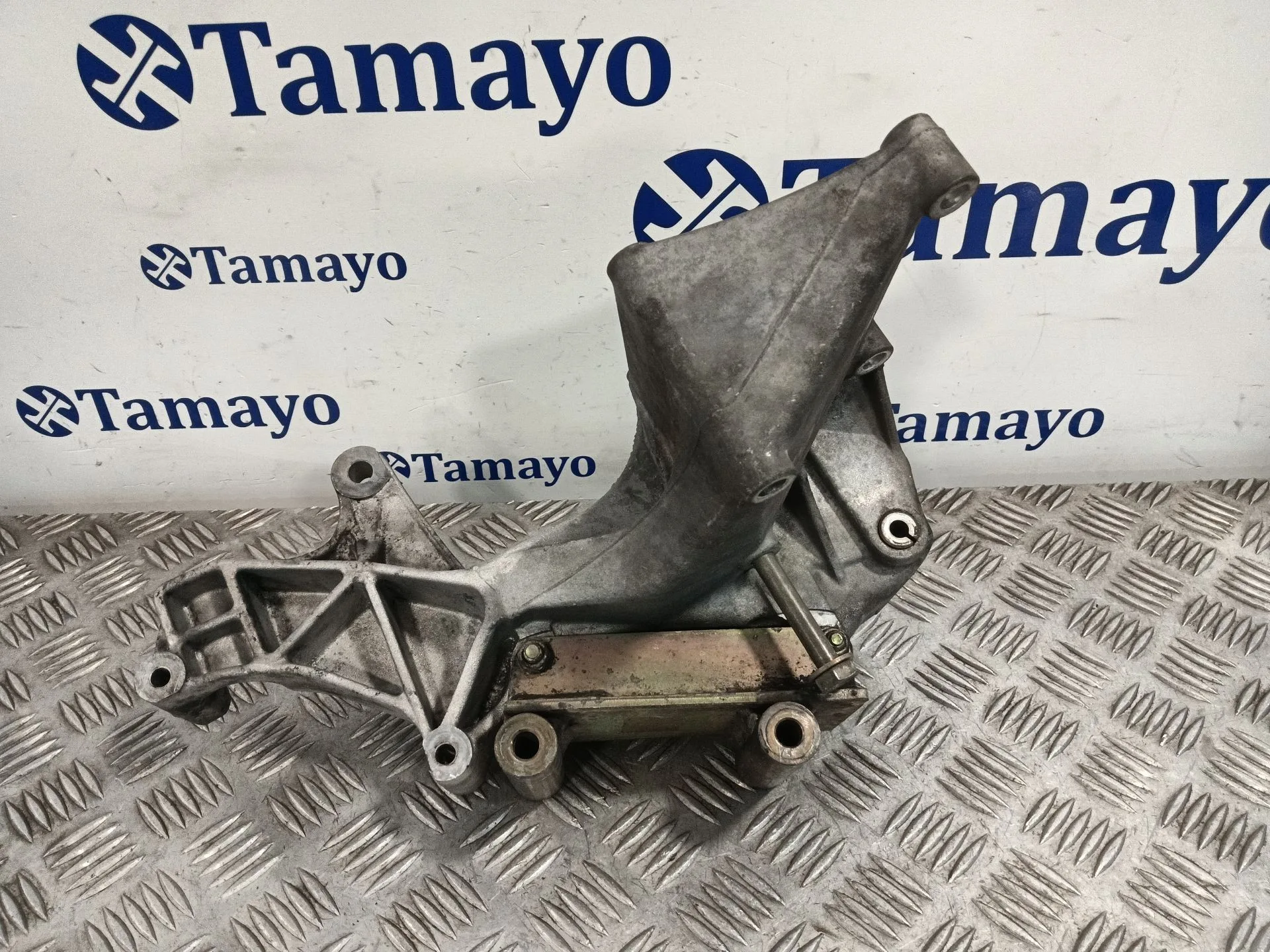 Soporte Alternador para Volkswagen T4 Transporter/Furgoneta (Mod. 1991)