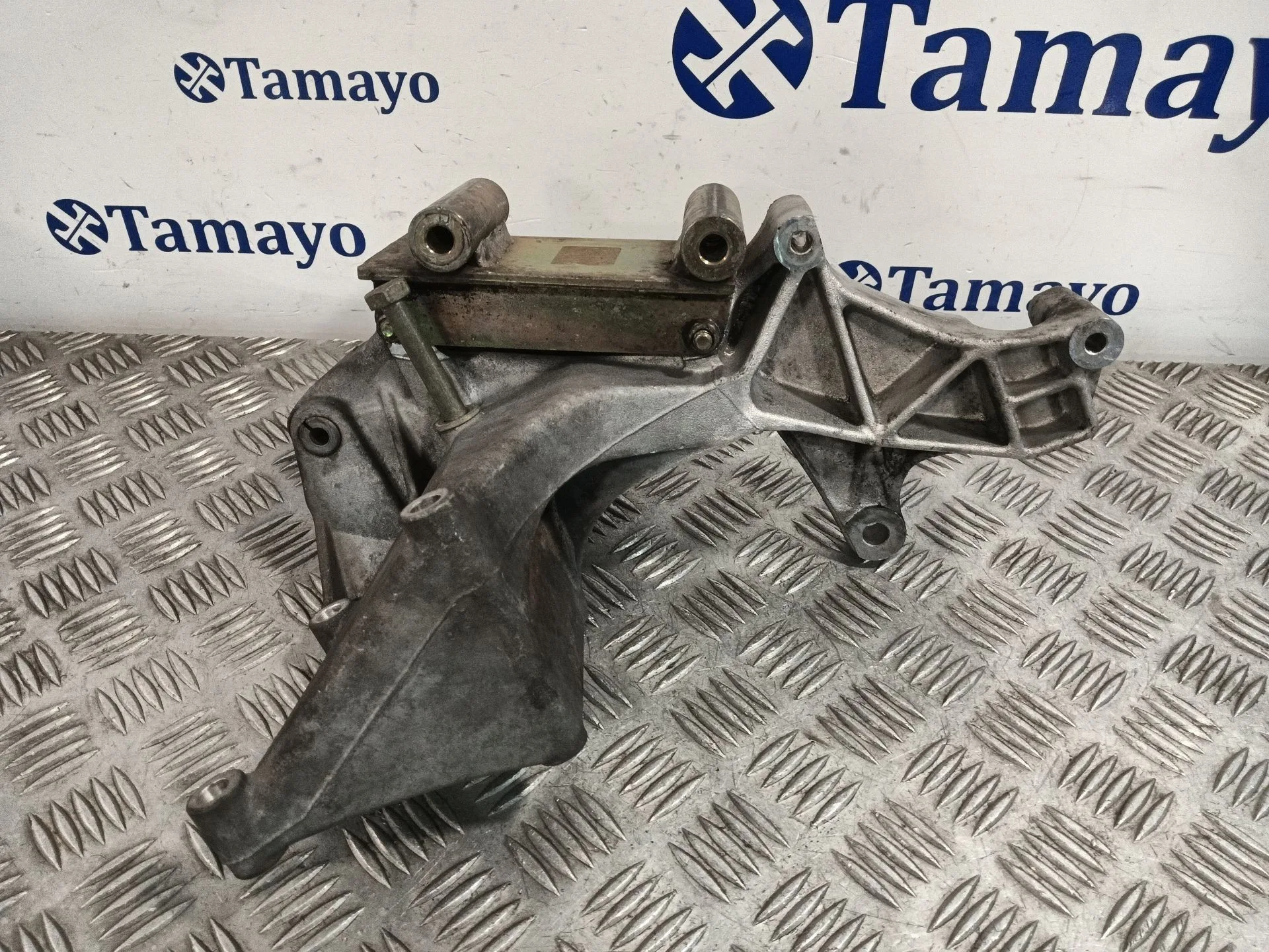 Soporte Alternador para Volkswagen T4 Transporter/Furgoneta (Mod. 1991)