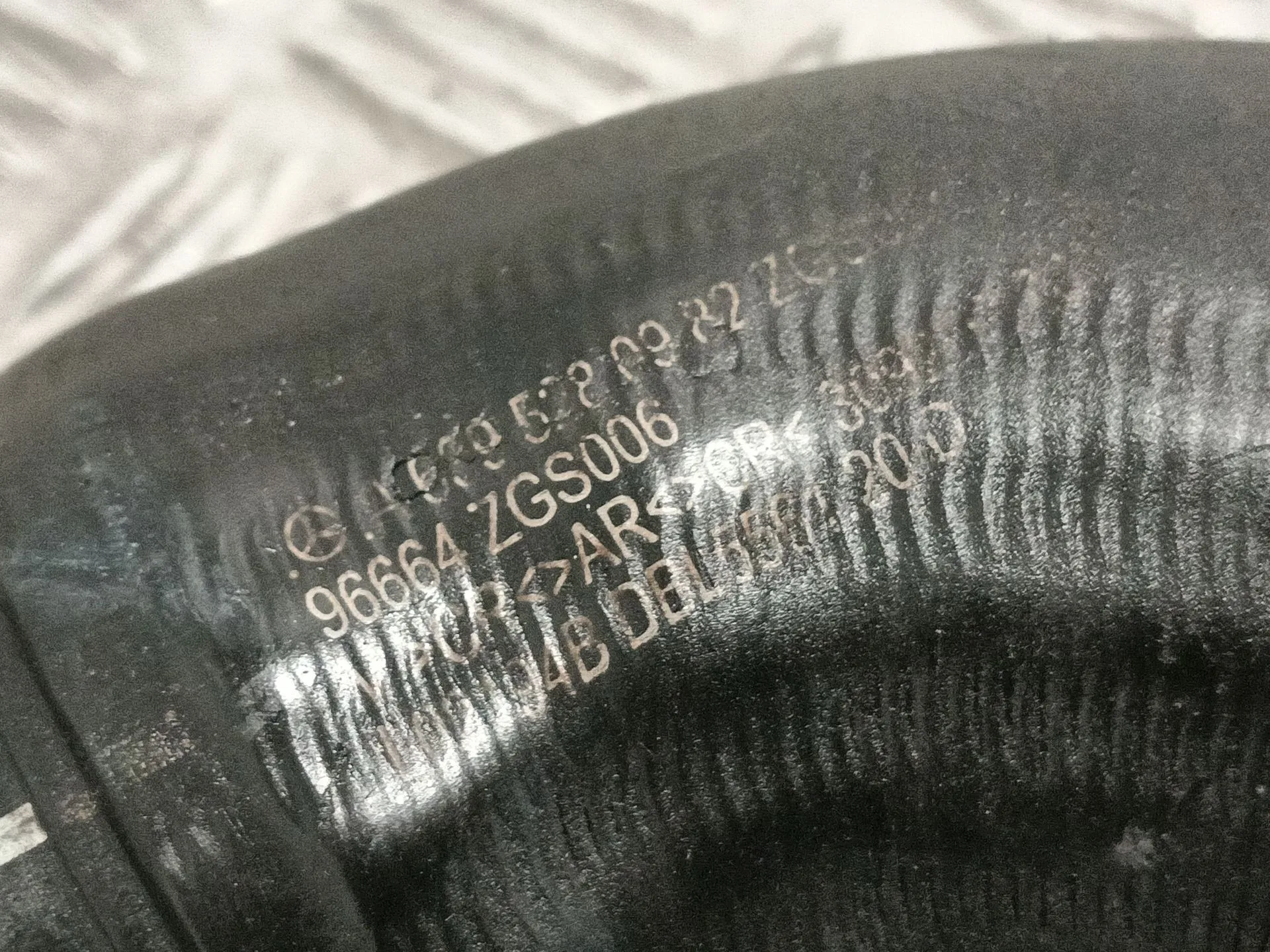 Tubo para Mercedes-Benz Vito / Mixto Furgoneta (W639)