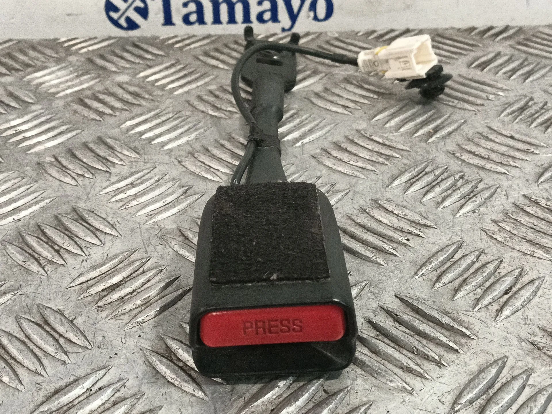 Enganche Cinturon Delantero Derecho para Citroën C4 Lim.