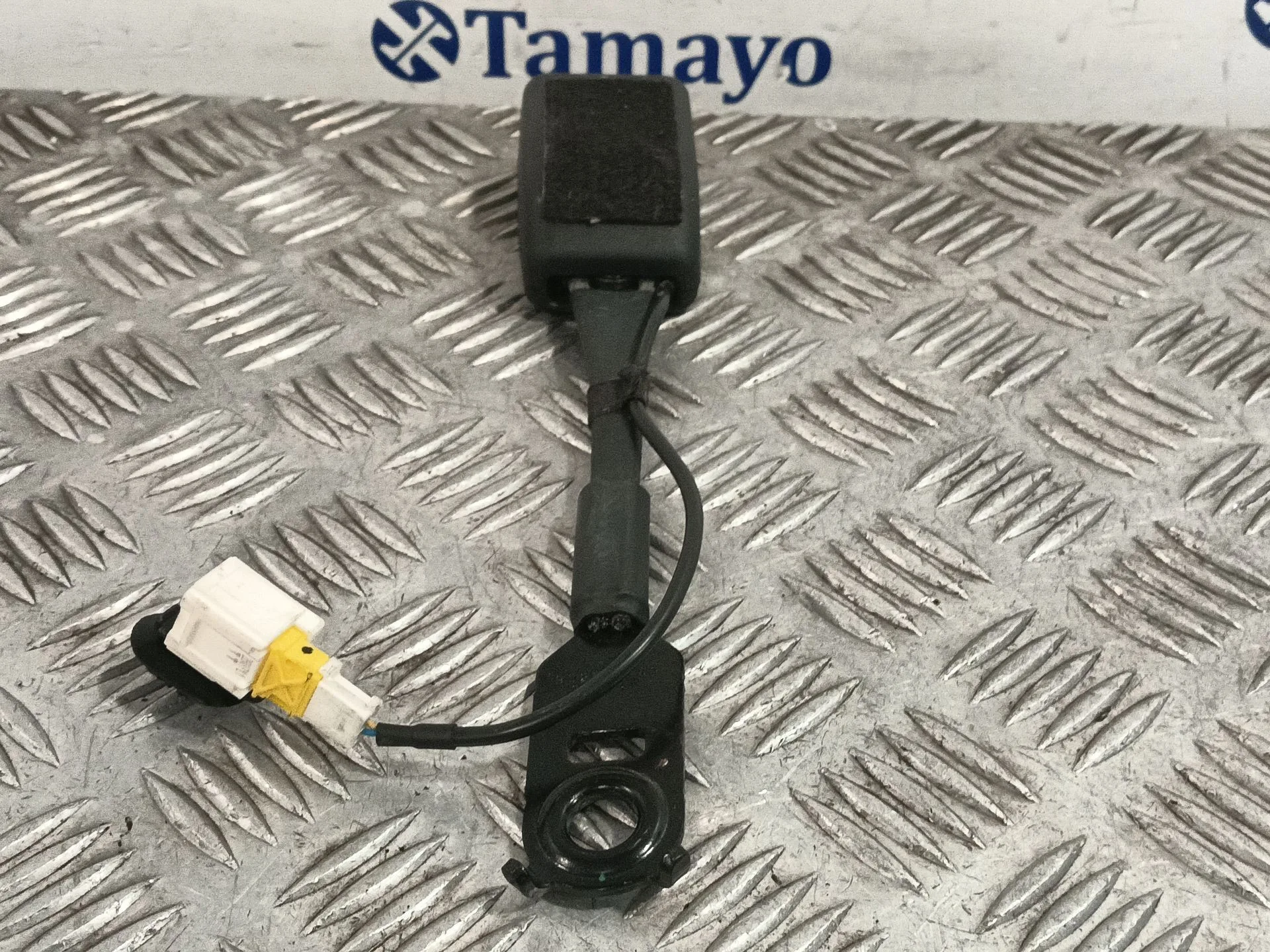Enganche Cinturon Delantero Derecho para Citroën C4 Lim.