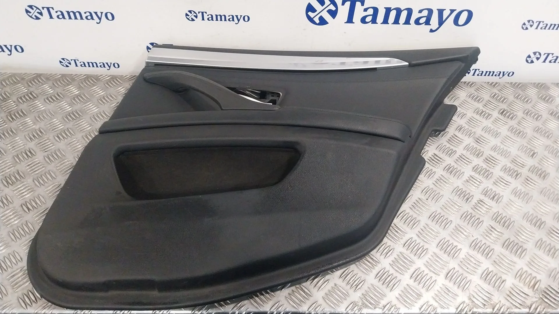 Guarnecido Puerta Trasera Derecha para Bmw 5 Touring (F11)