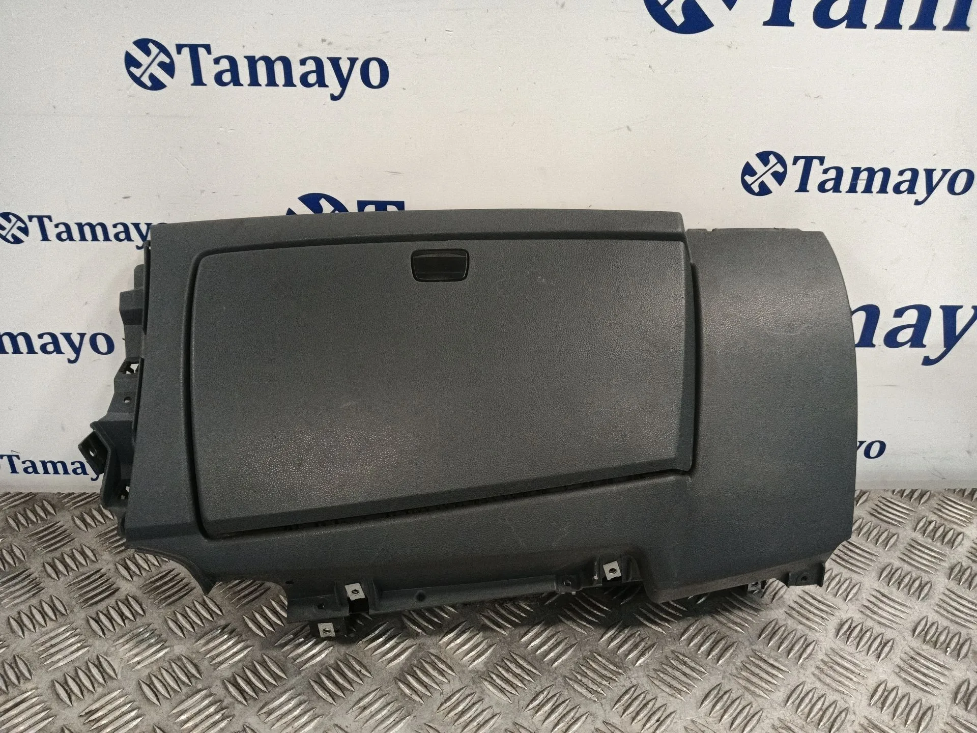 Guantera para Bmw Serie 1 Berlina (E81/E87)