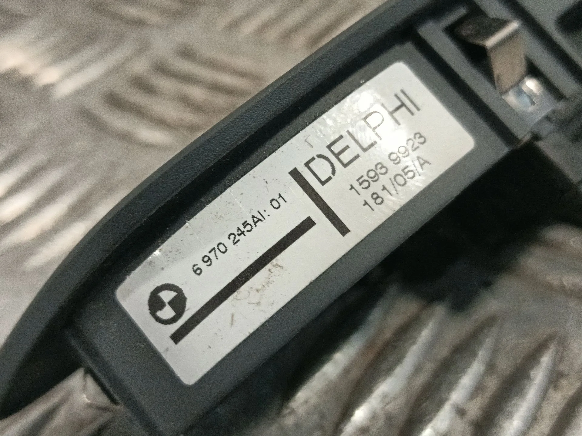 Mando Elevalunas Delantero Derecho para Bmw Serie 1 Berlina (E81/E87)