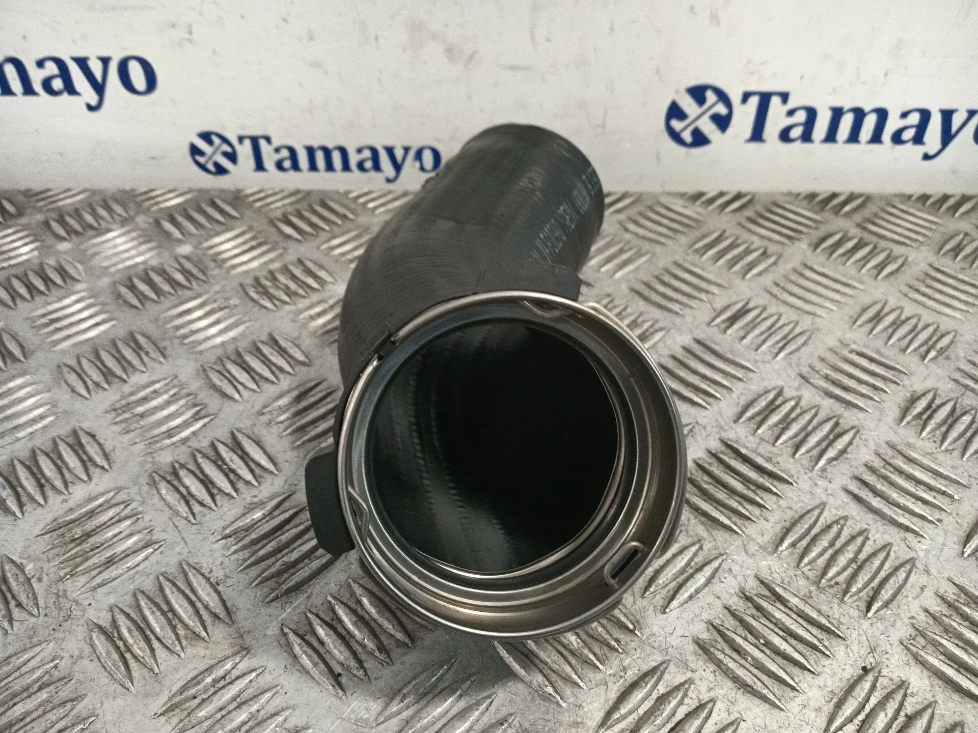 Tubo para Volvo V40 Hatchback (525)