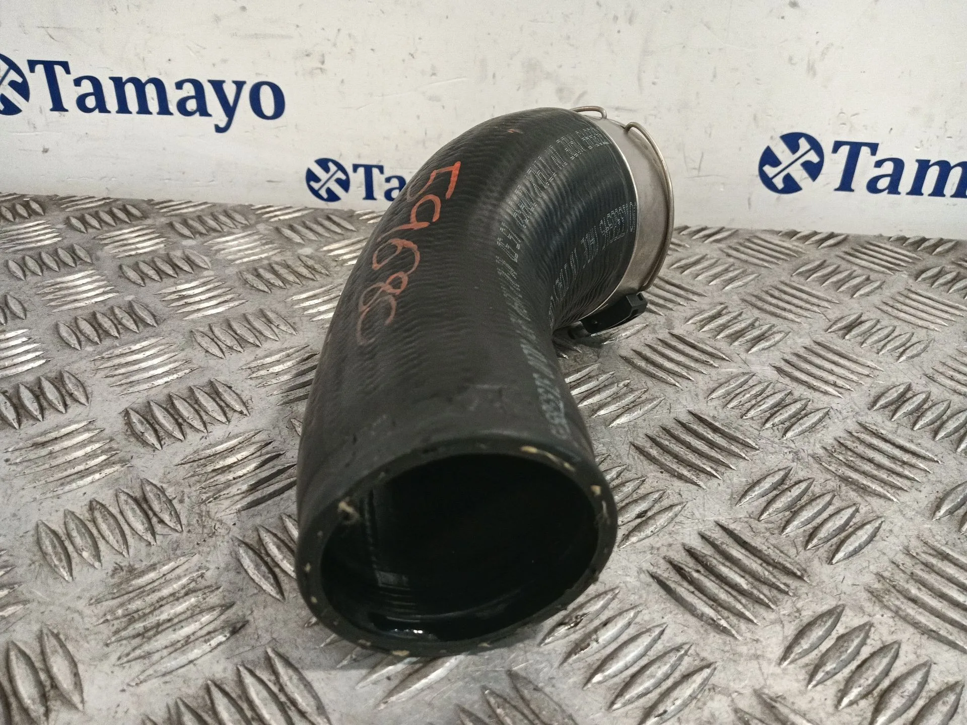 Tubo para Volvo V40 Hatchback (525)