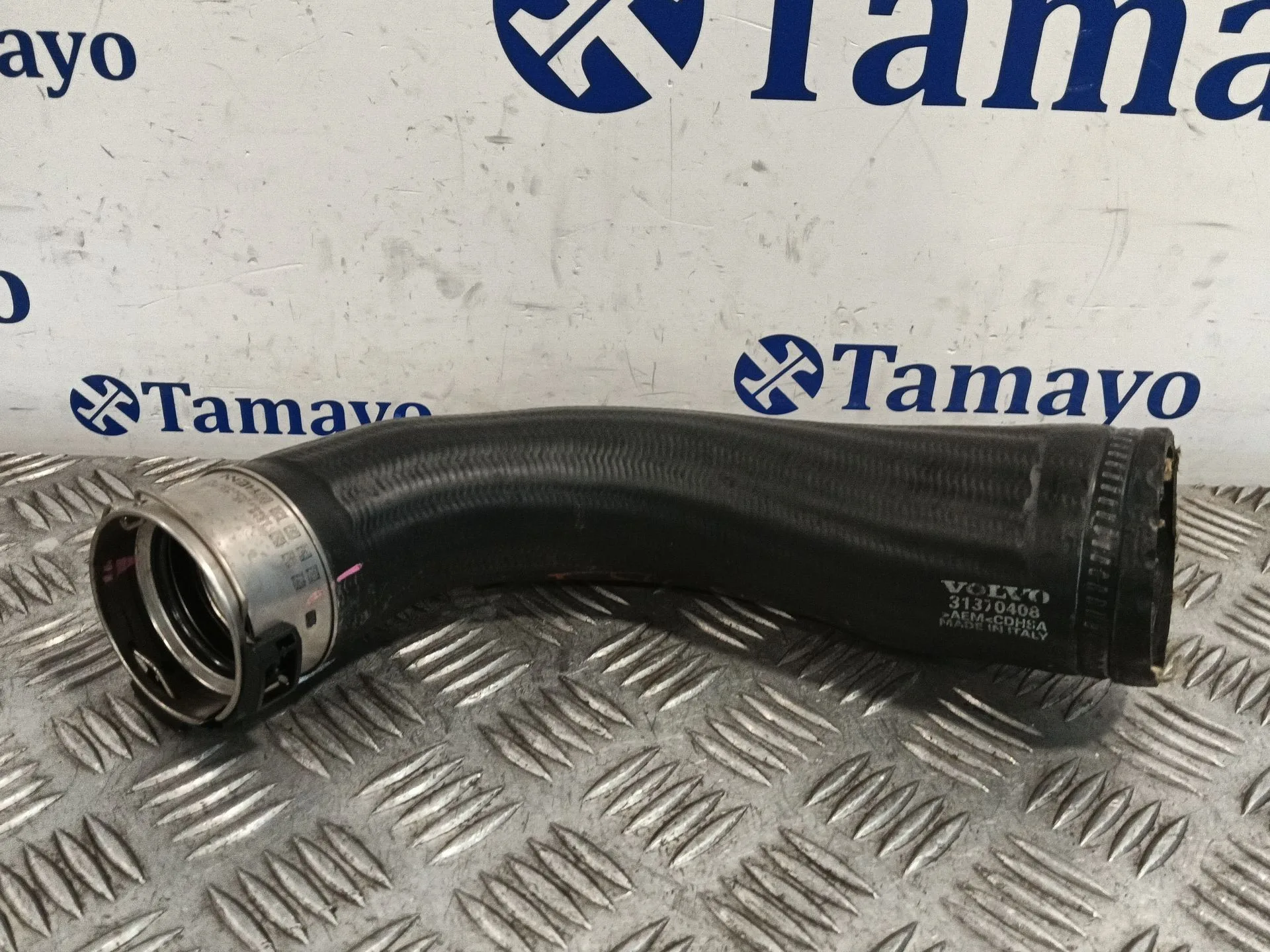 Tubo para Volvo V40 Hatchback (525)