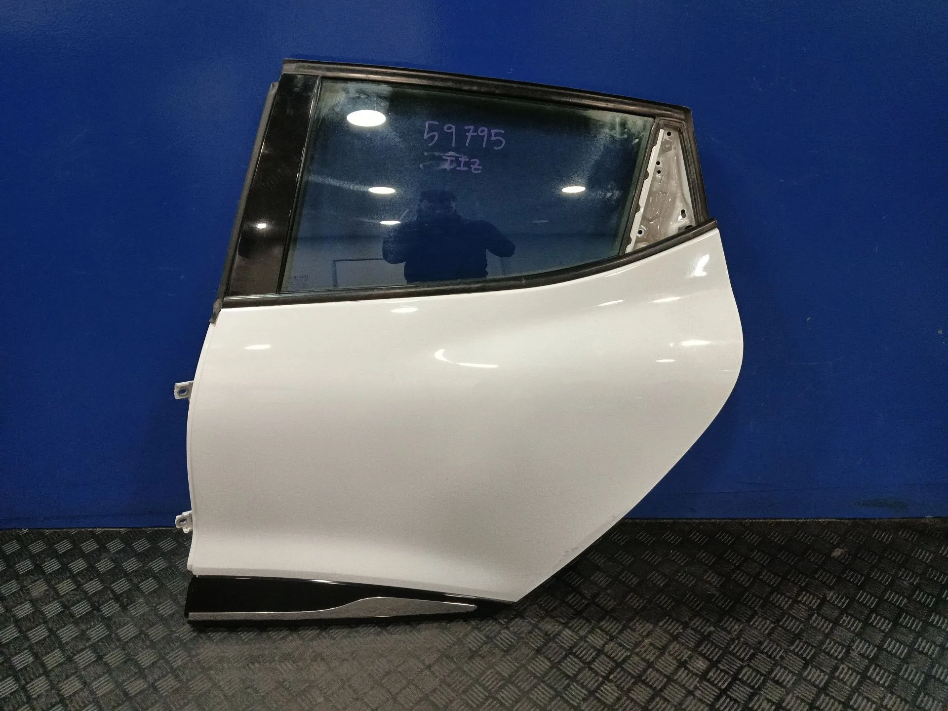 Puerta Trasera Izquierda para Renault Clio Iv (Bh_)