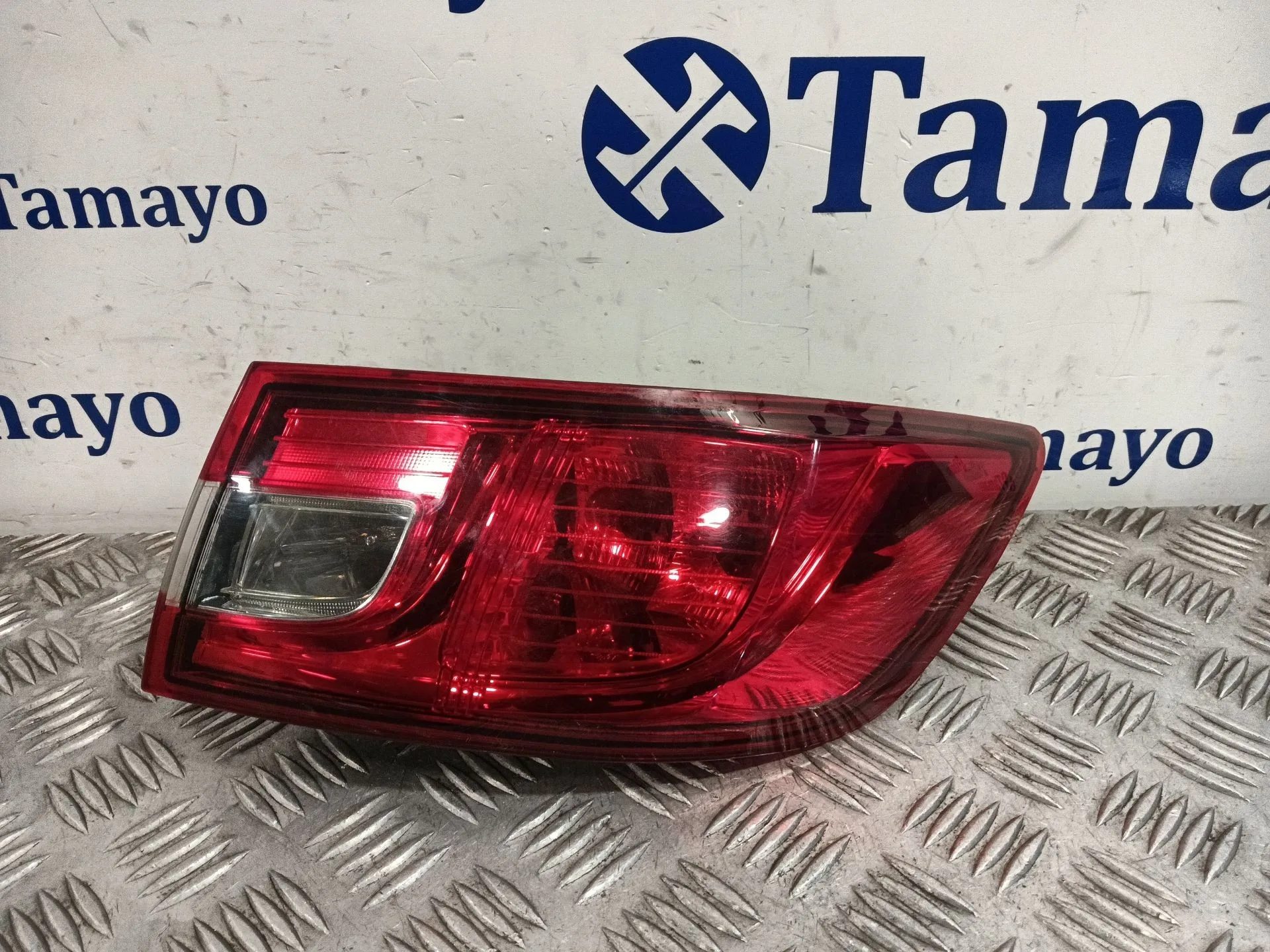 Piloto Trasero Derecho para Renault Clio Iv (Bh_)