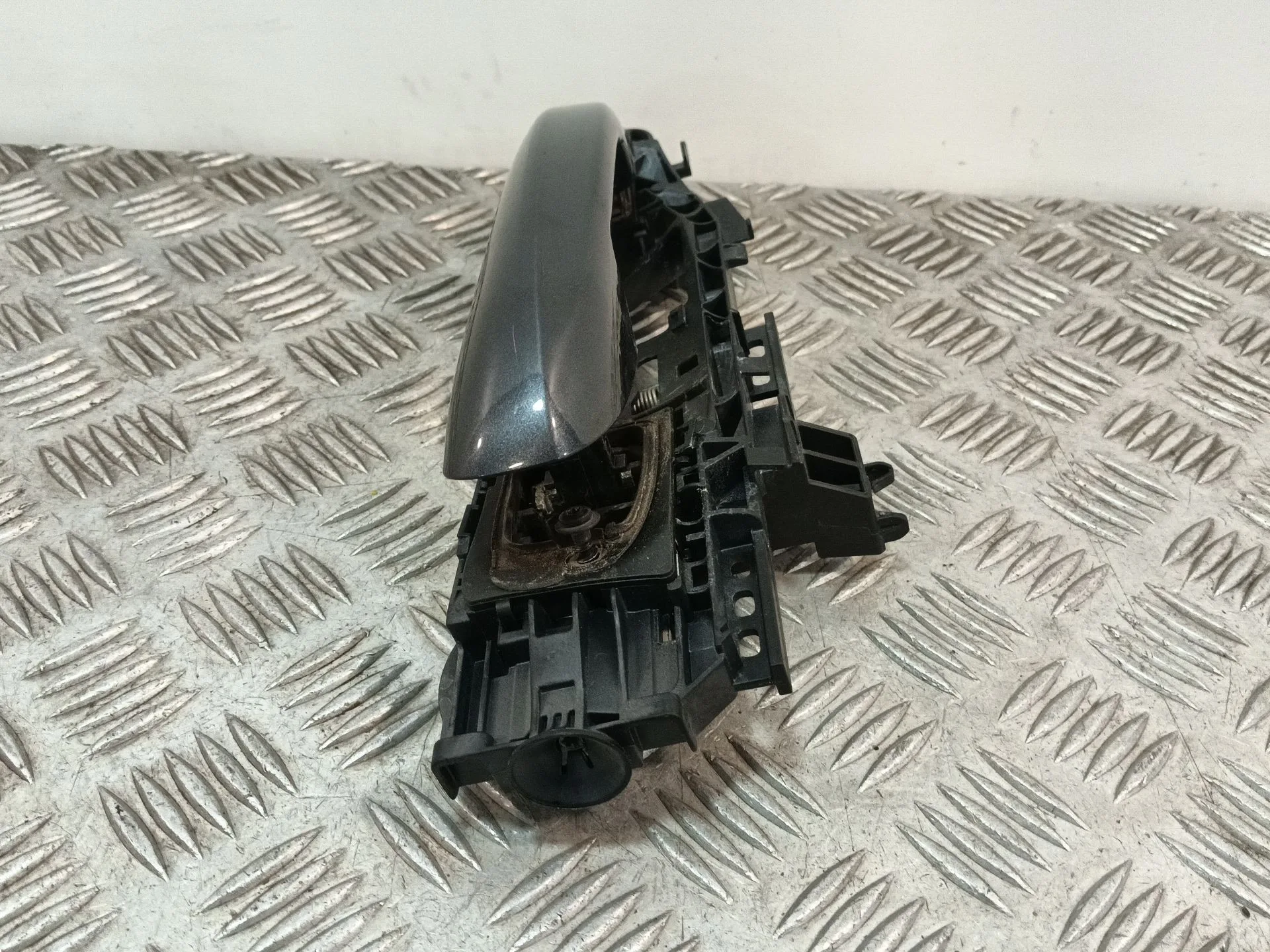 Maneta Exterior Delantera Derecha para Mercedes-Benz Clase C (W205)