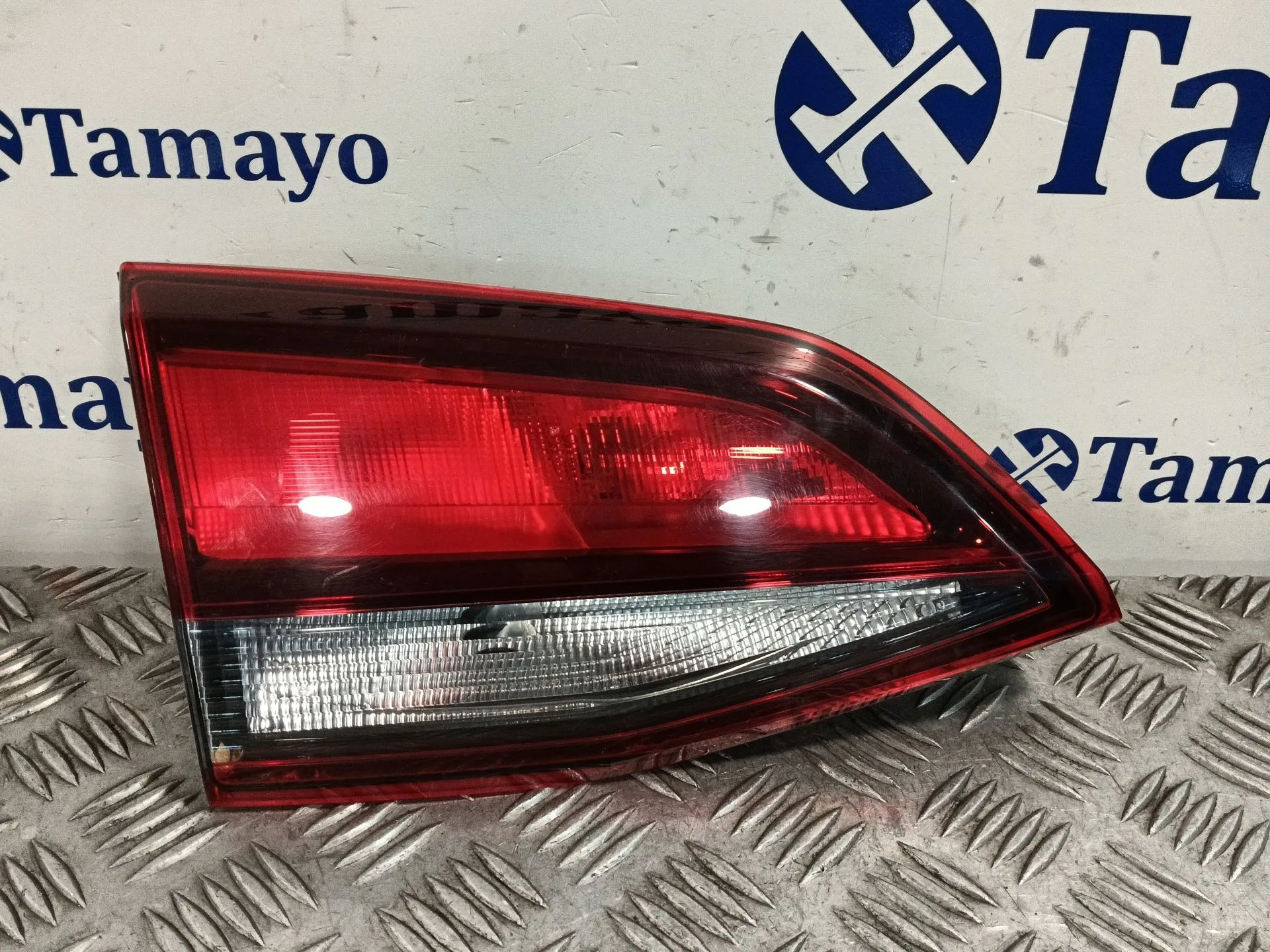 Piloto Trasero Izquierdo Interior para Opel Astra K Sports Tourer (B16)