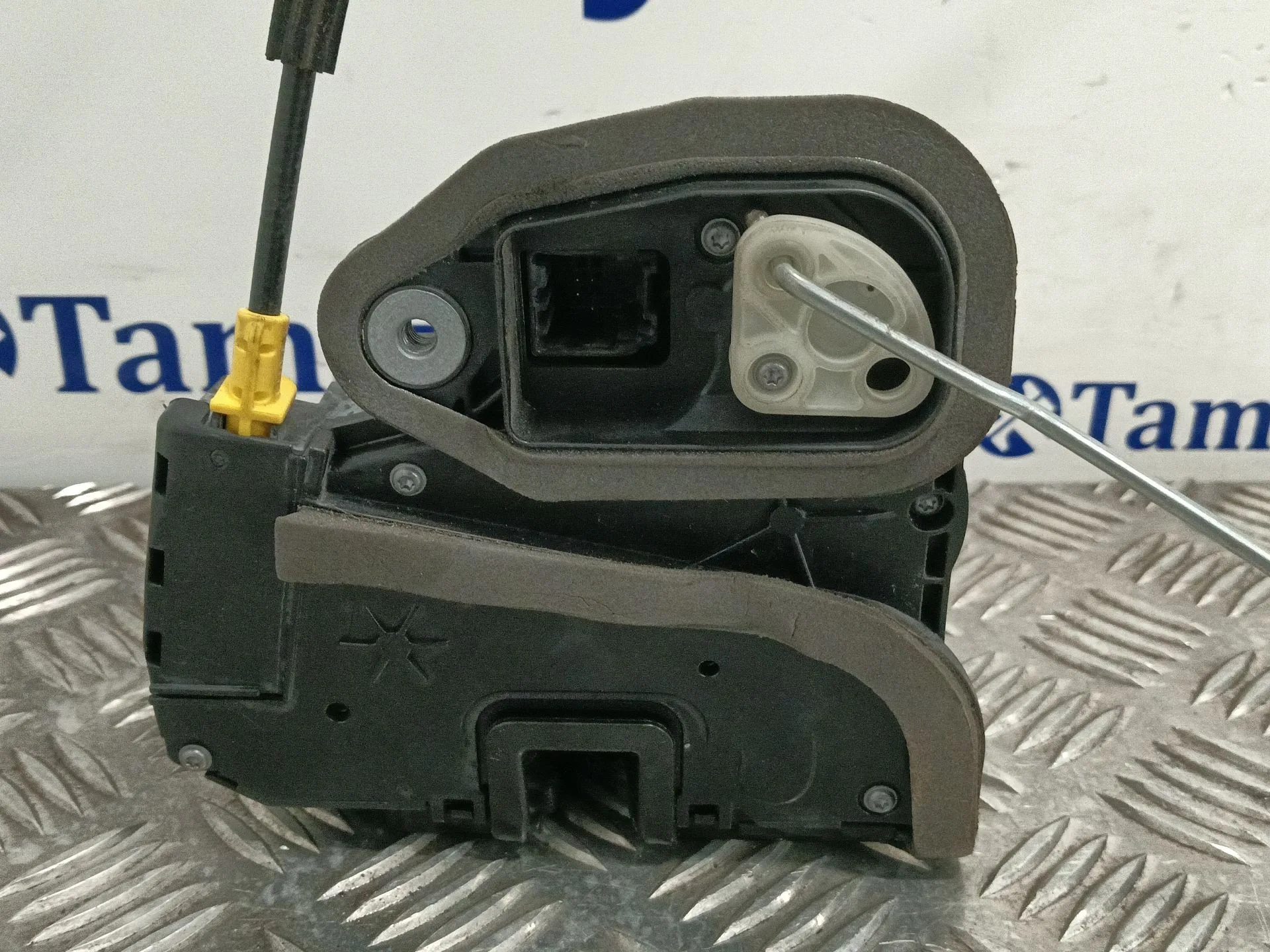 Cerradura Puerta Delantera Derecha para Opel Astra K Sports Tourer (B16)