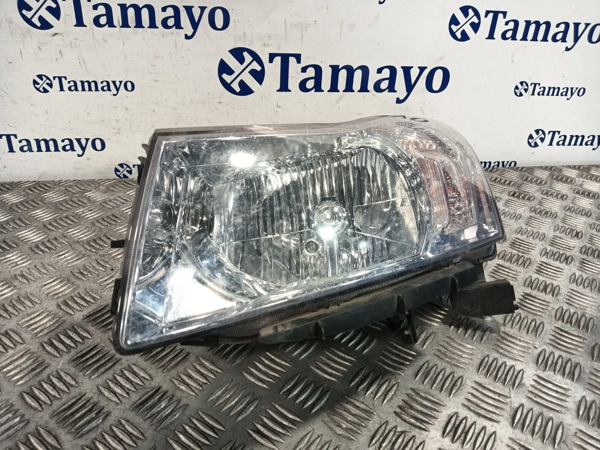 Faro Izquierdo para Chevrolet Cruze Hatchback (J305)