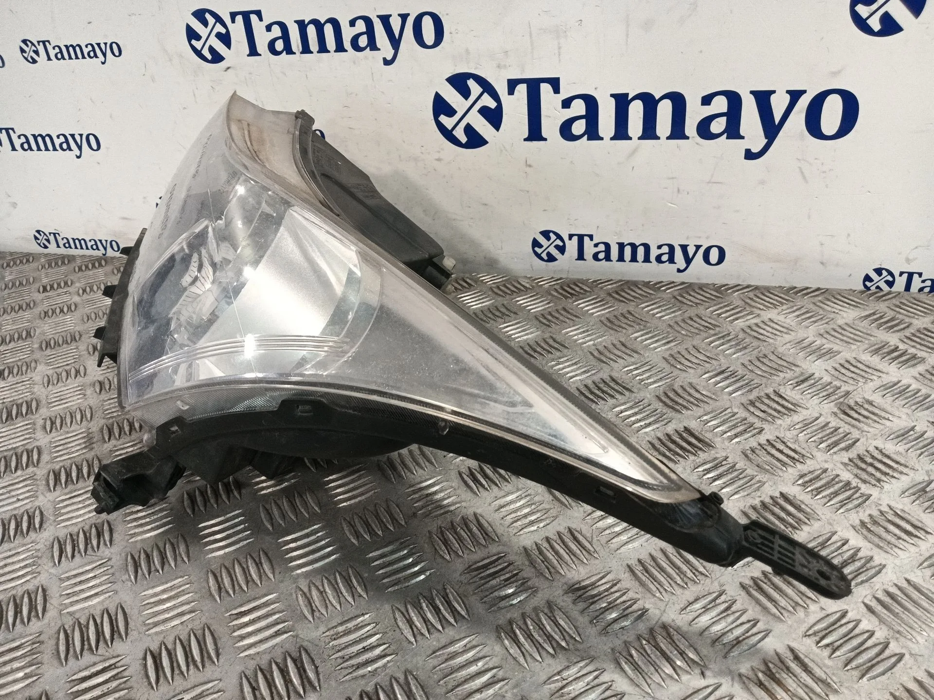 Faro Izquierdo para Chevrolet Cruze Hatchback (J305)