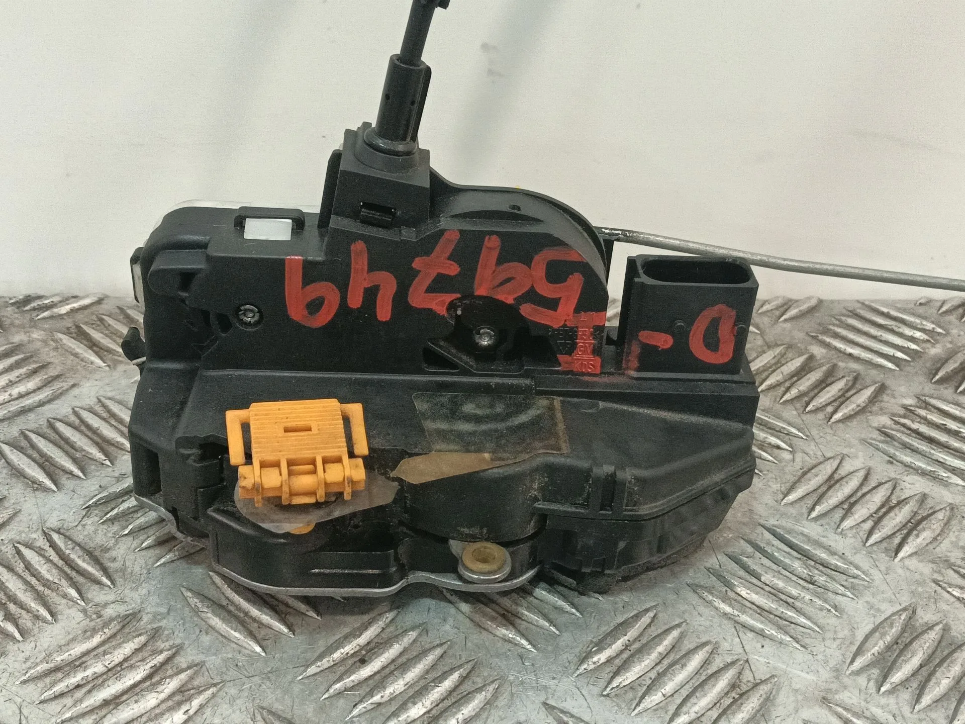 Cerradura Puerta Delantera Izquierda para Chevrolet Cruze Hatchback (J305)