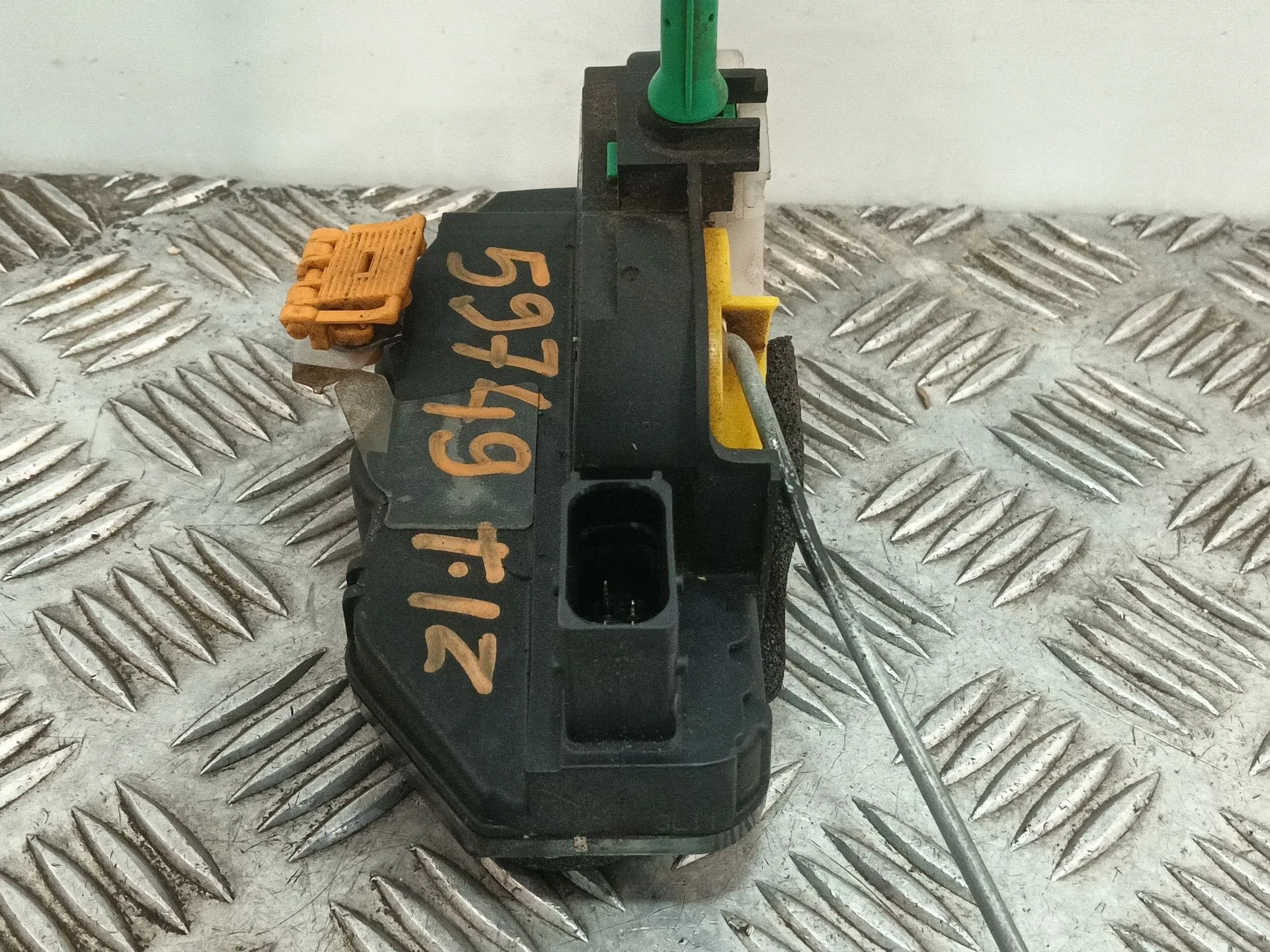 Cerradura Puerta Trasera Izquierda para Chevrolet Cruze Hatchback (J305)