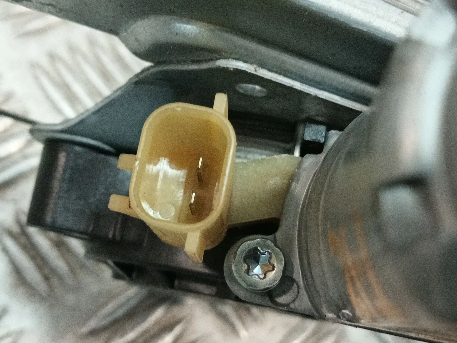 Elevalunas Trasero Izquierdo para Chevrolet Cruze Hatchback (J305)